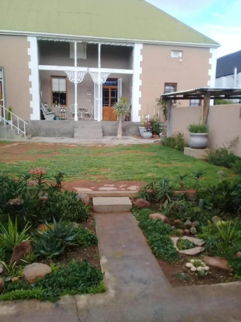 Carmel Villa B&B or Self-Catering