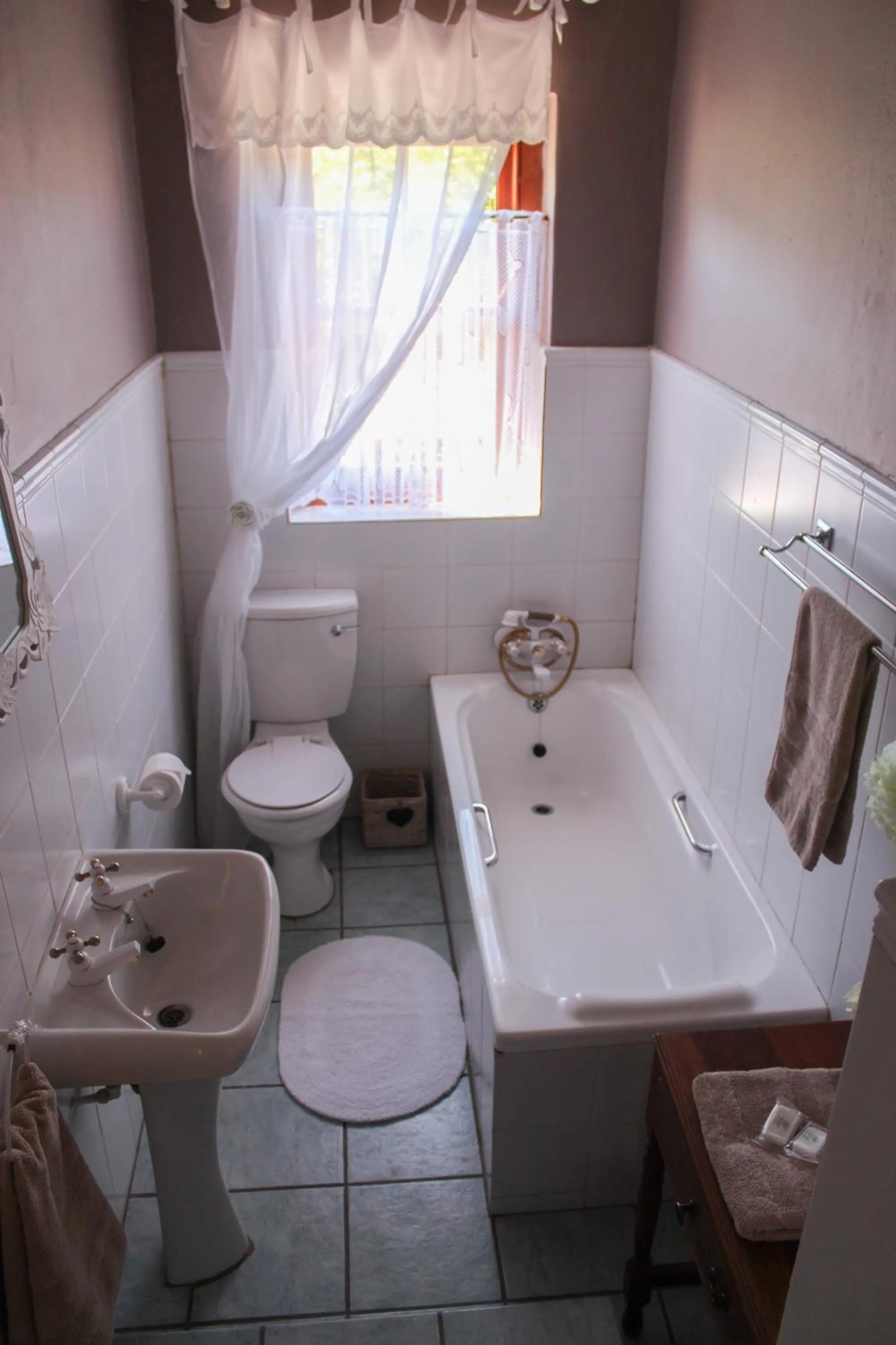 Carmel Villa B&B or Self-Catering