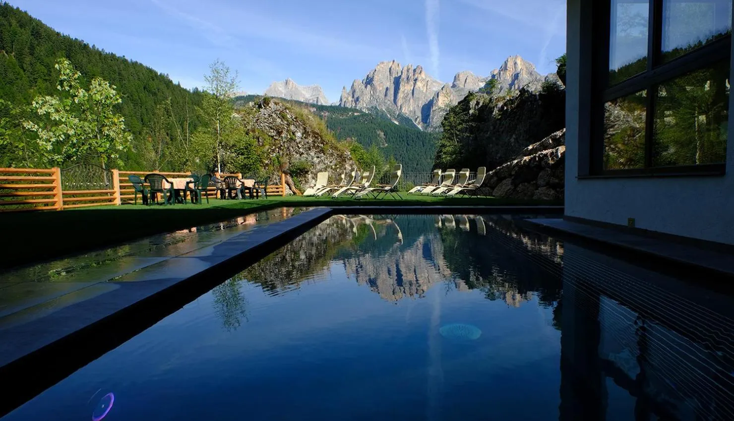 Swimming pool in Vidor Resort