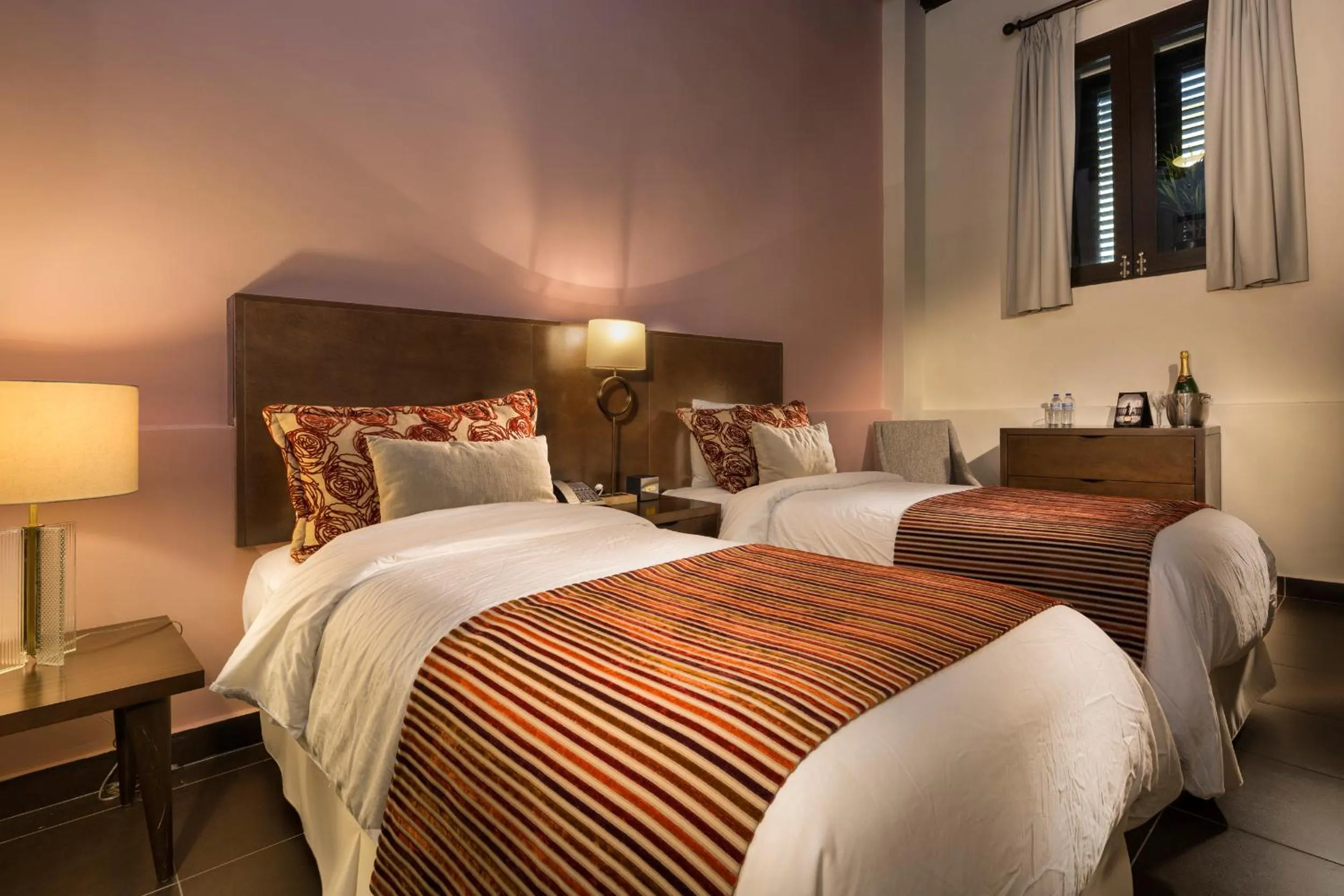 Bed in Decanter Hotel