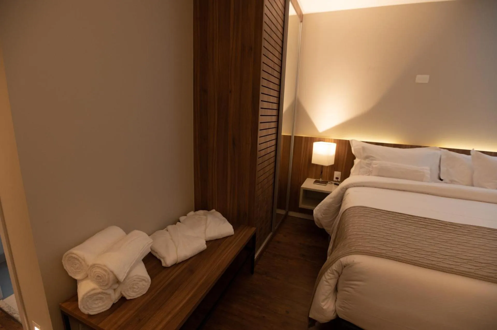 Bedroom, Bed in Intercity BH Expo