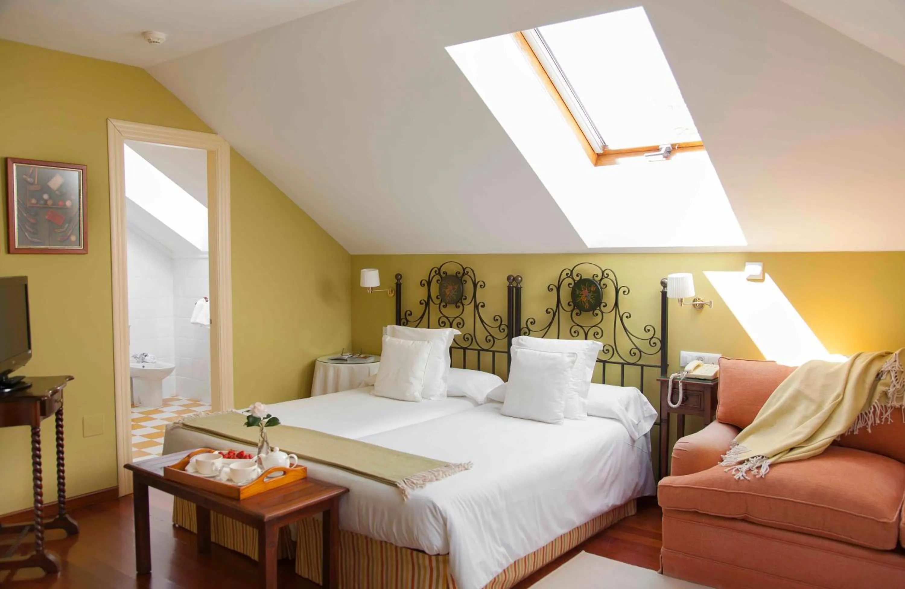 Bathroom, Bed in Casona de La Paca