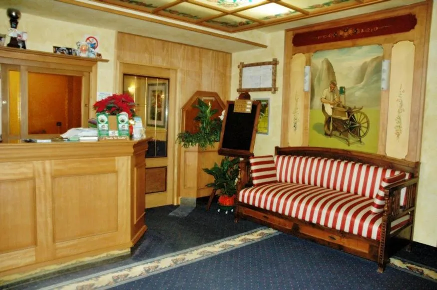 Lobby or reception in Hotel Tosa