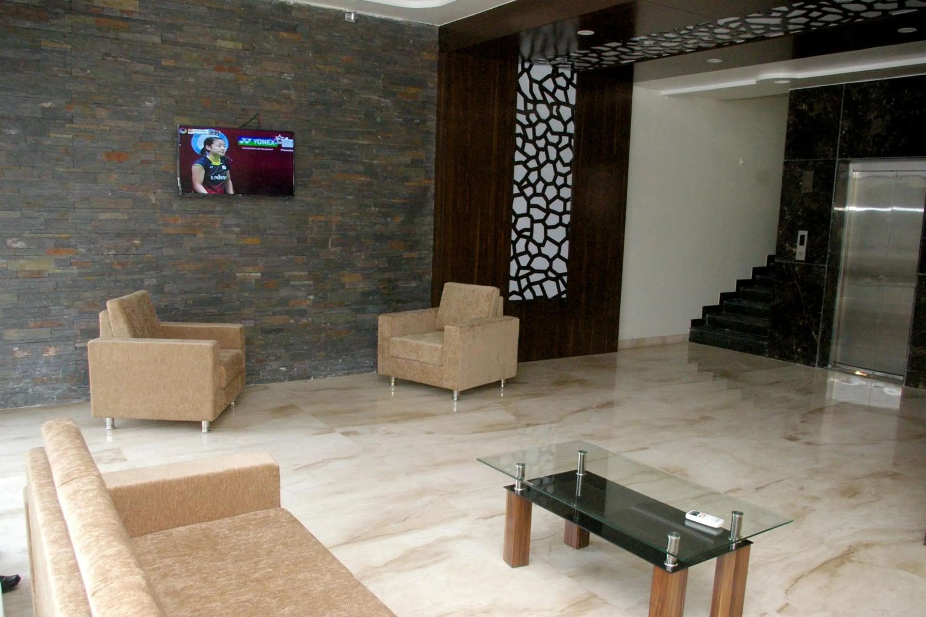 Lobby or reception in Hotel Gulmohar Pride