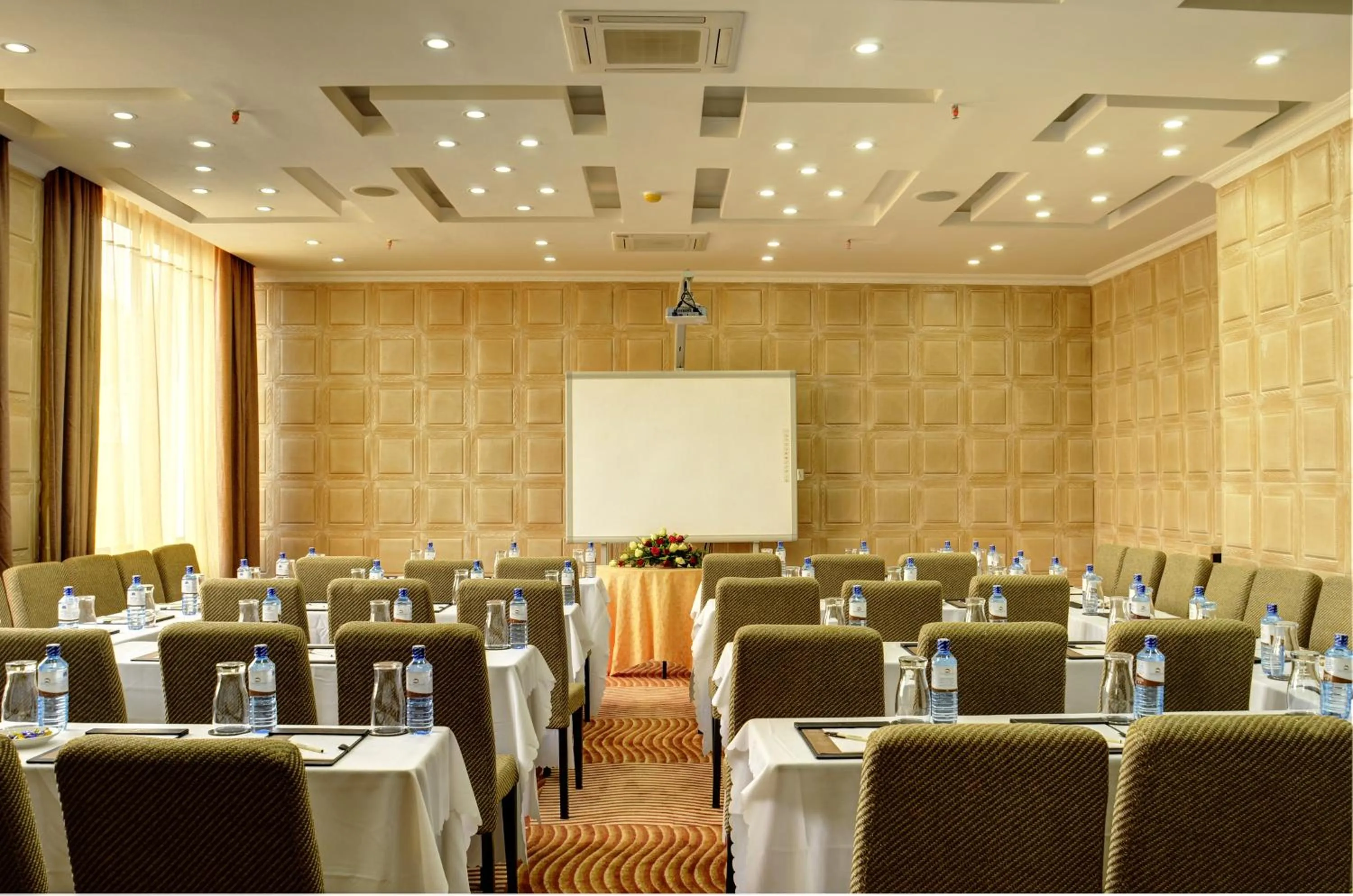 Business facilities in The White Rhino Hotel