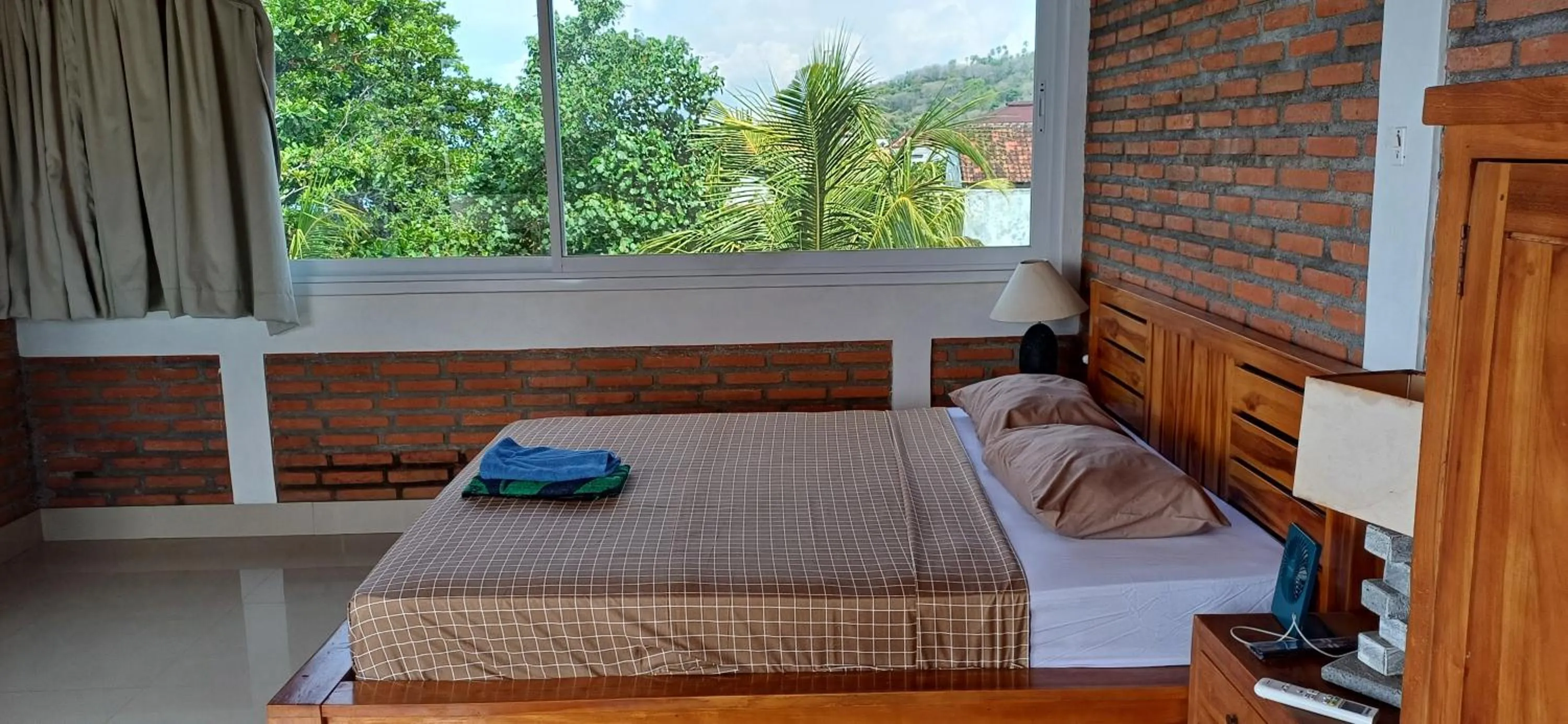 Bed in Amed Sari Beach Guesthouse