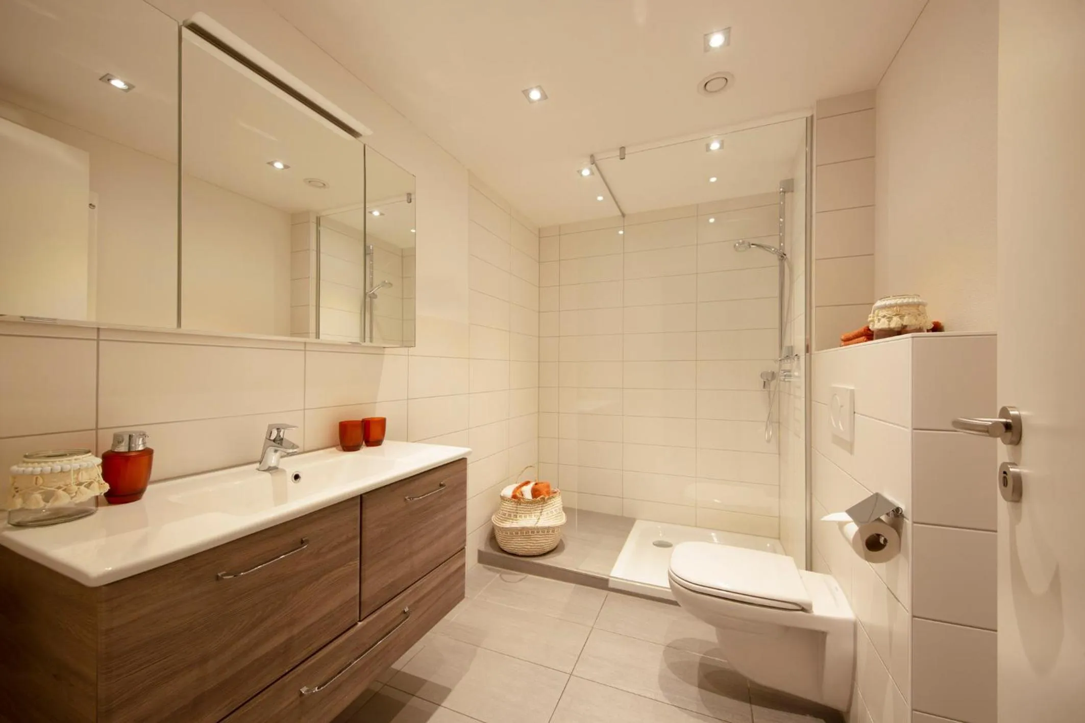 Shower in Hotel & Boarding House Schlosserwirt