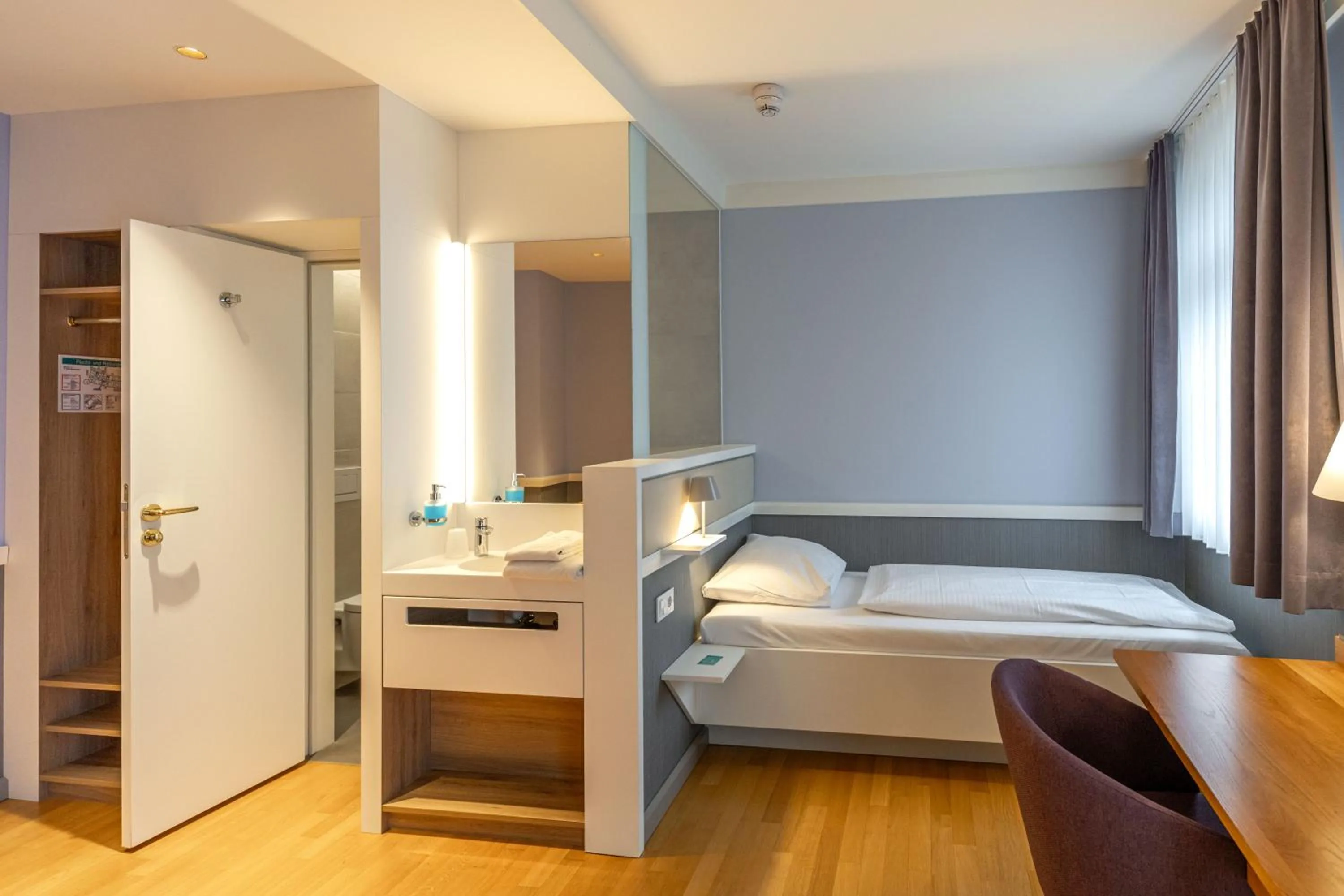 Photo of the whole room, Bed in Schönblick - Christliches Gästezentrum