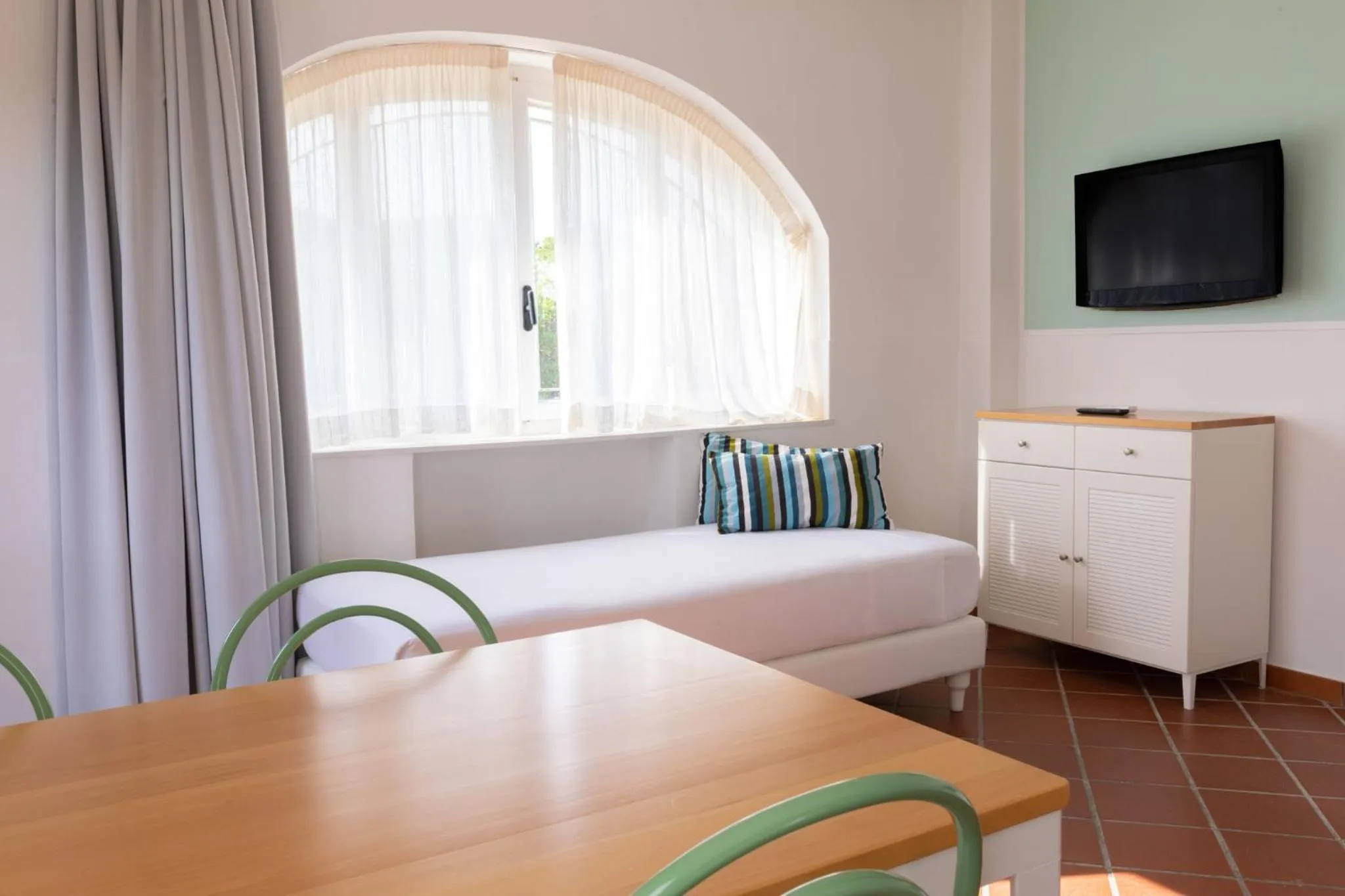 Living room, Bed in Lido Azzurro