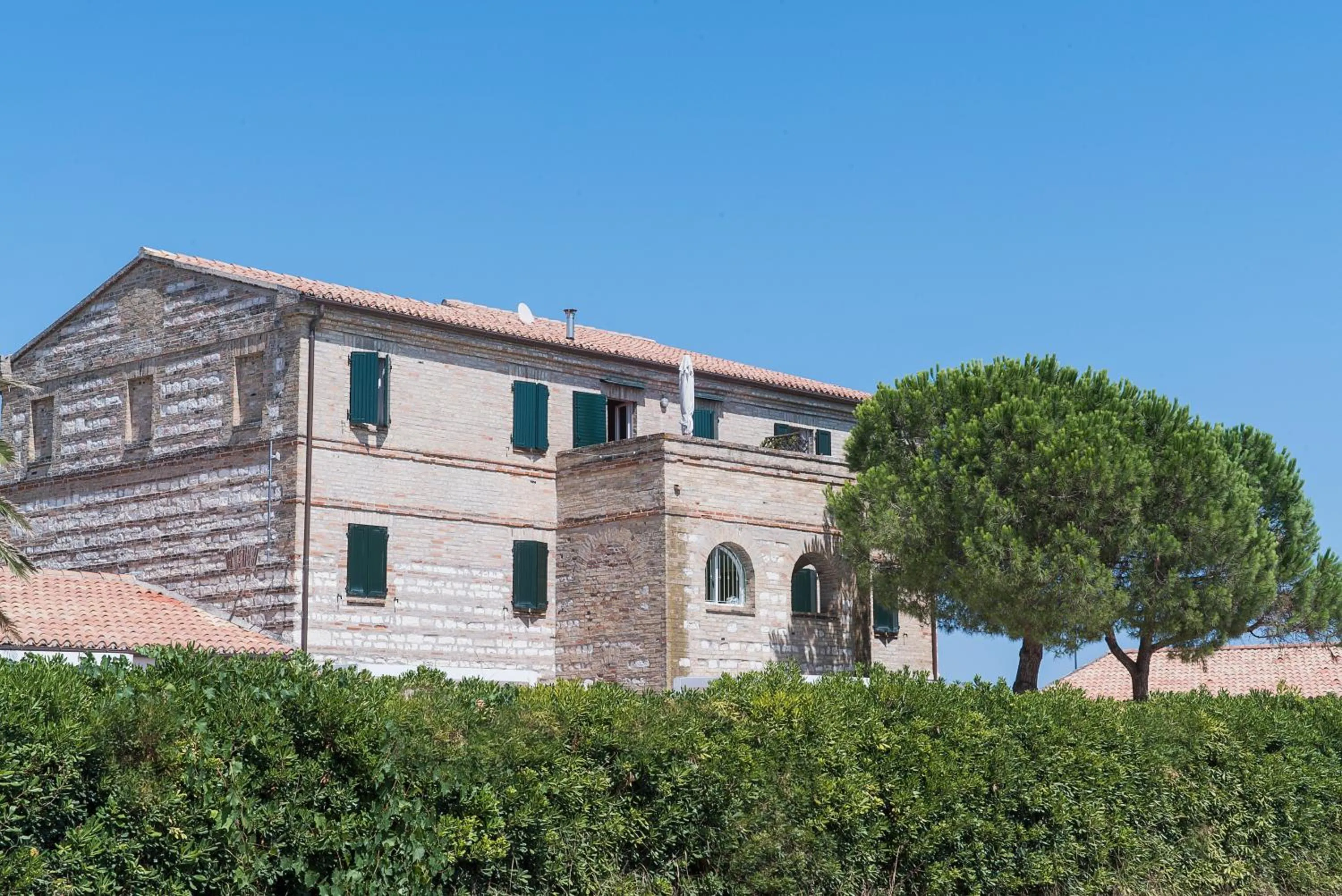 Property building in Lido Azzurro