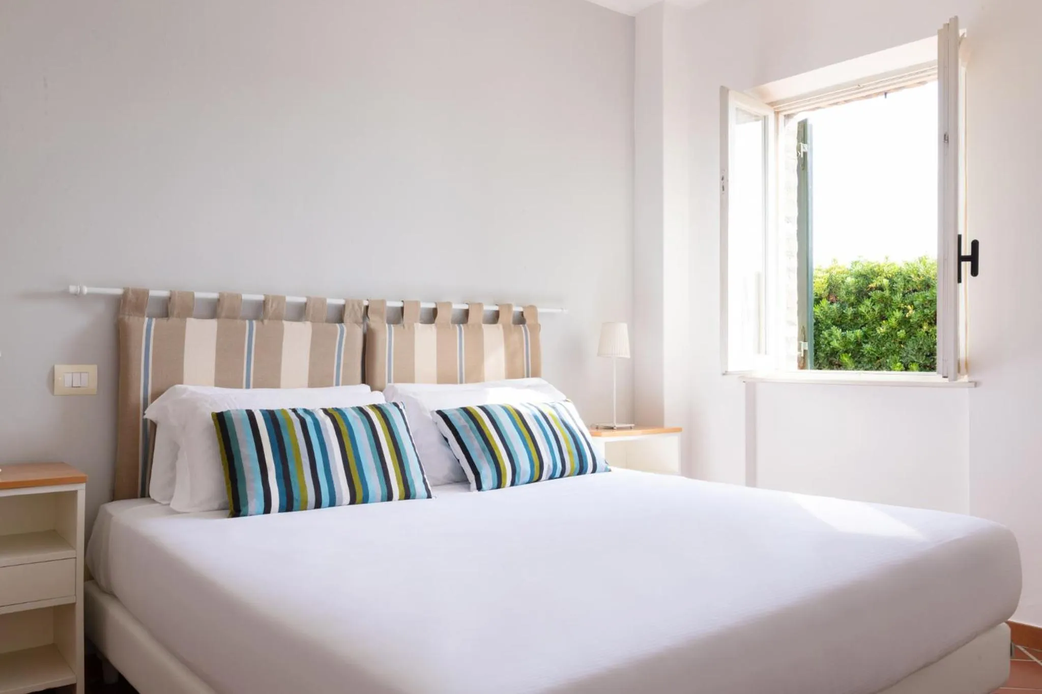 Bedroom, Bed in Lido Azzurro