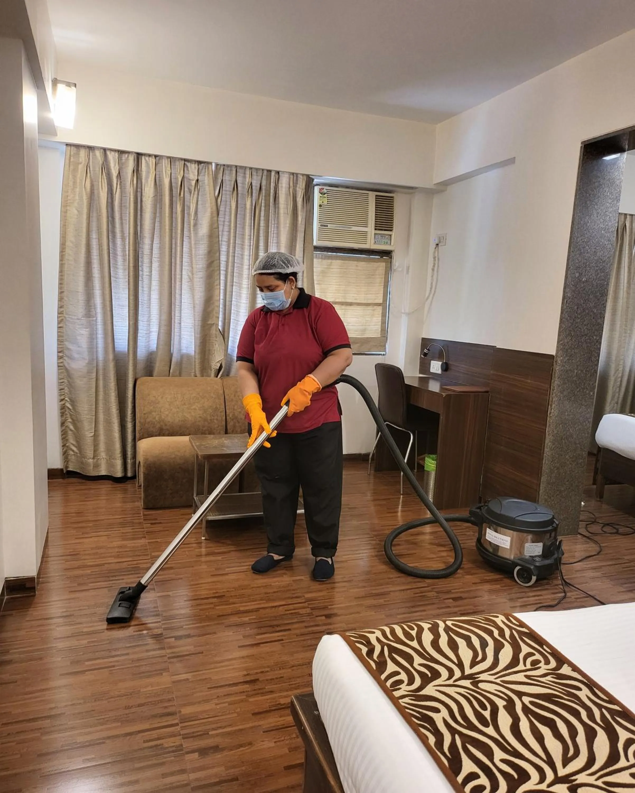 People in Hotel Maharana Inn Chembur