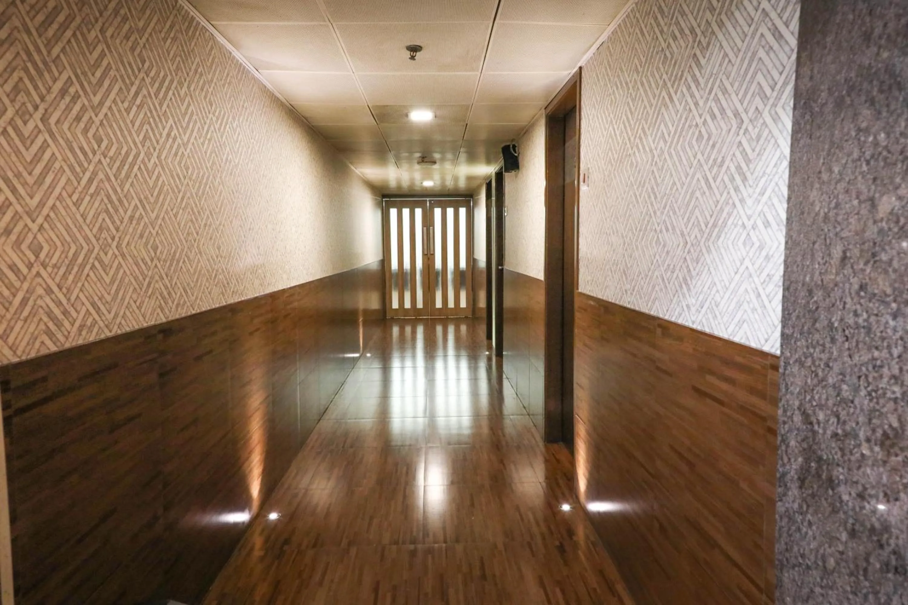 Property building in Hotel Maharana Inn Chembur