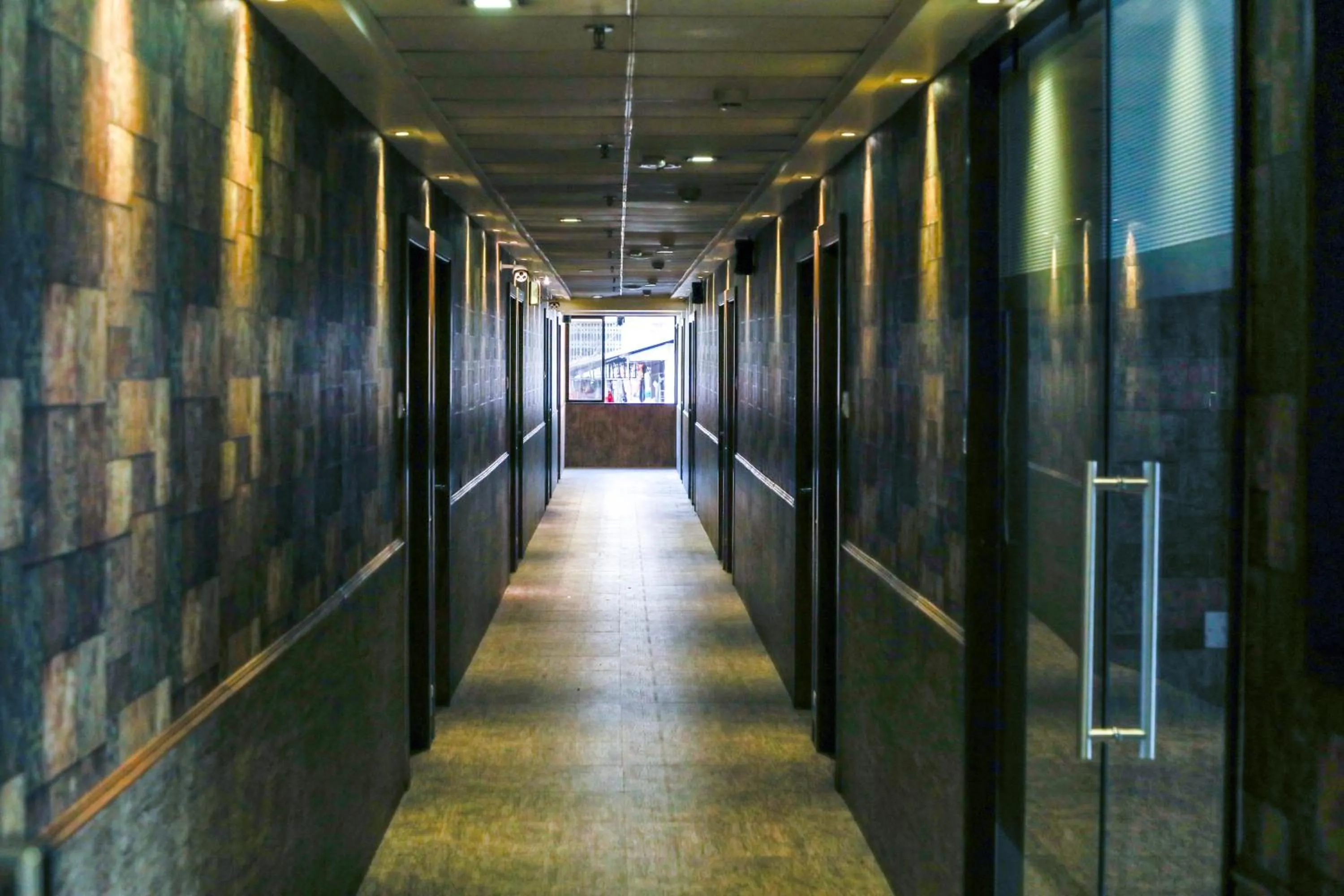 Facade/entrance in Hotel Maharana Inn Chembur