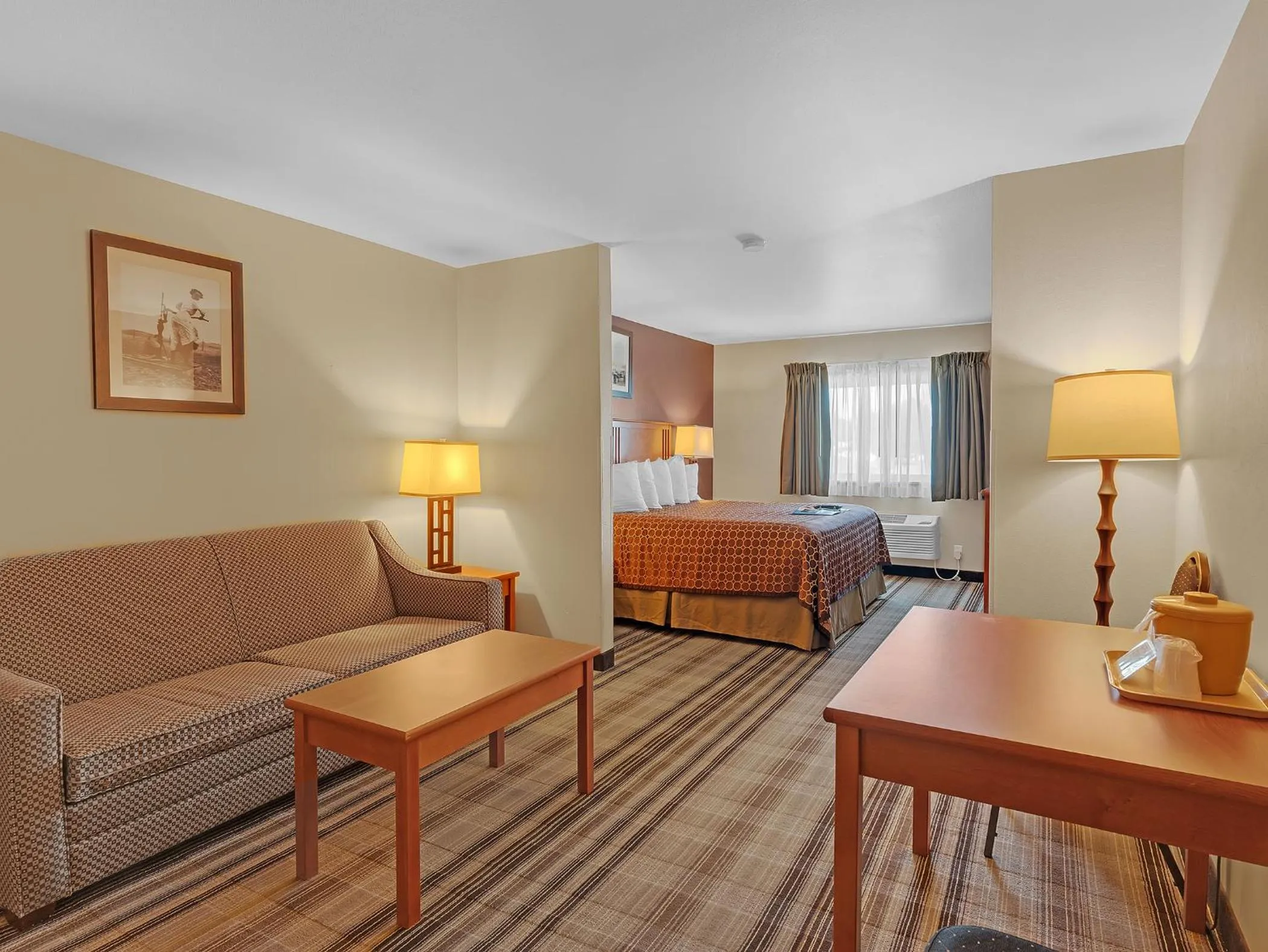 Bed in Bowman Lodge & Convention Center