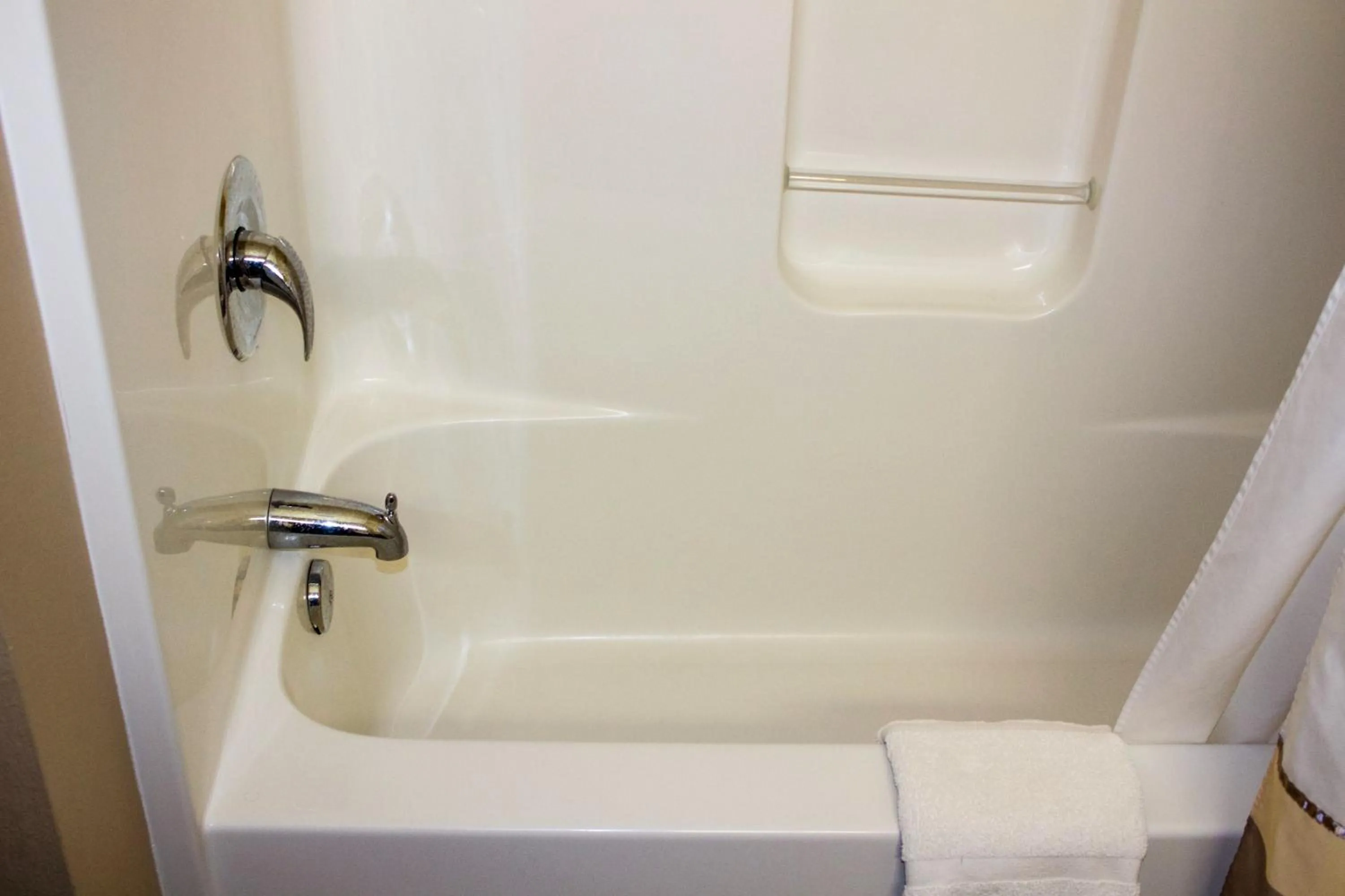 Bathroom in Bowman Lodge & Convention Center