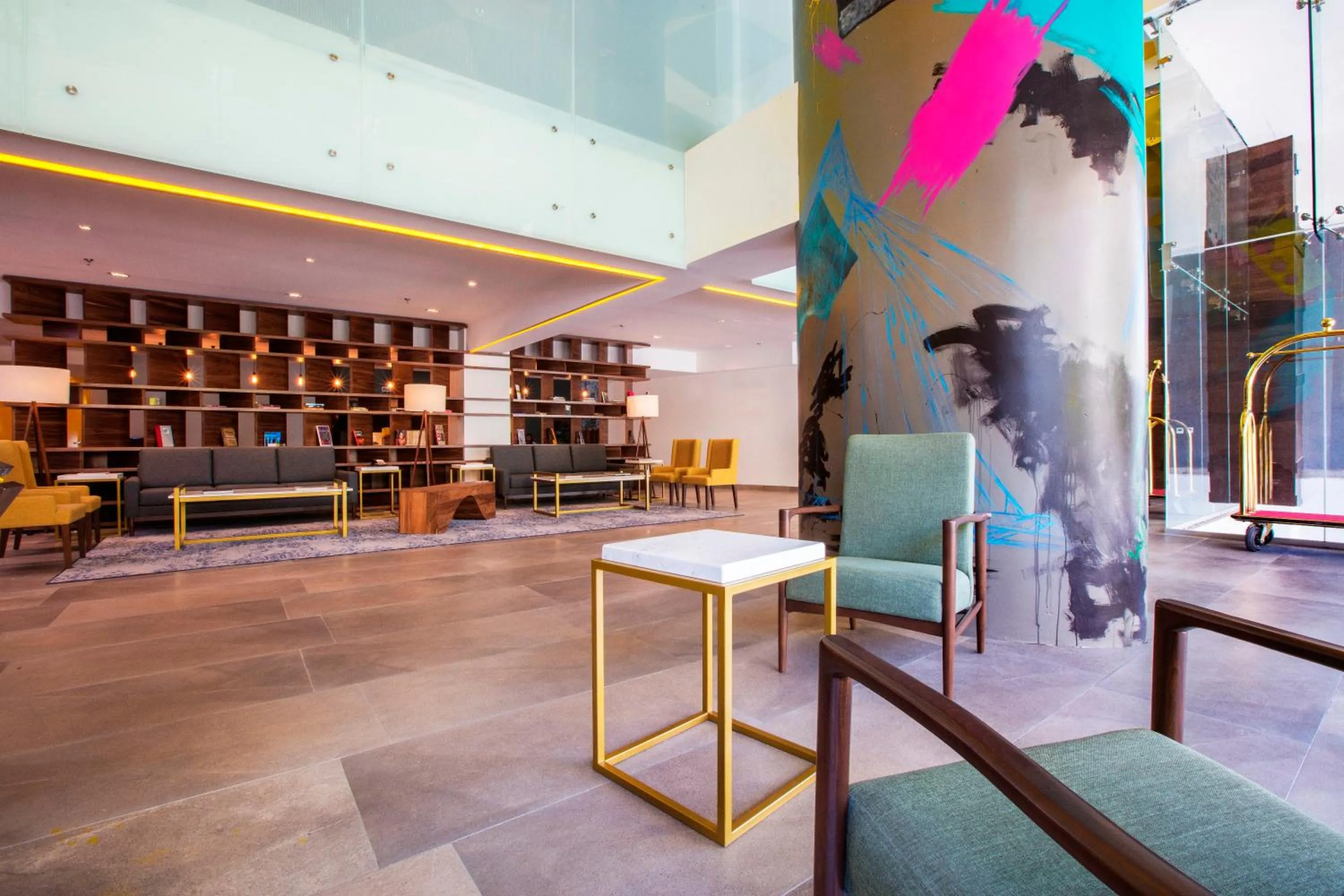 Lobby or reception in Krystal Urban Guadalajara