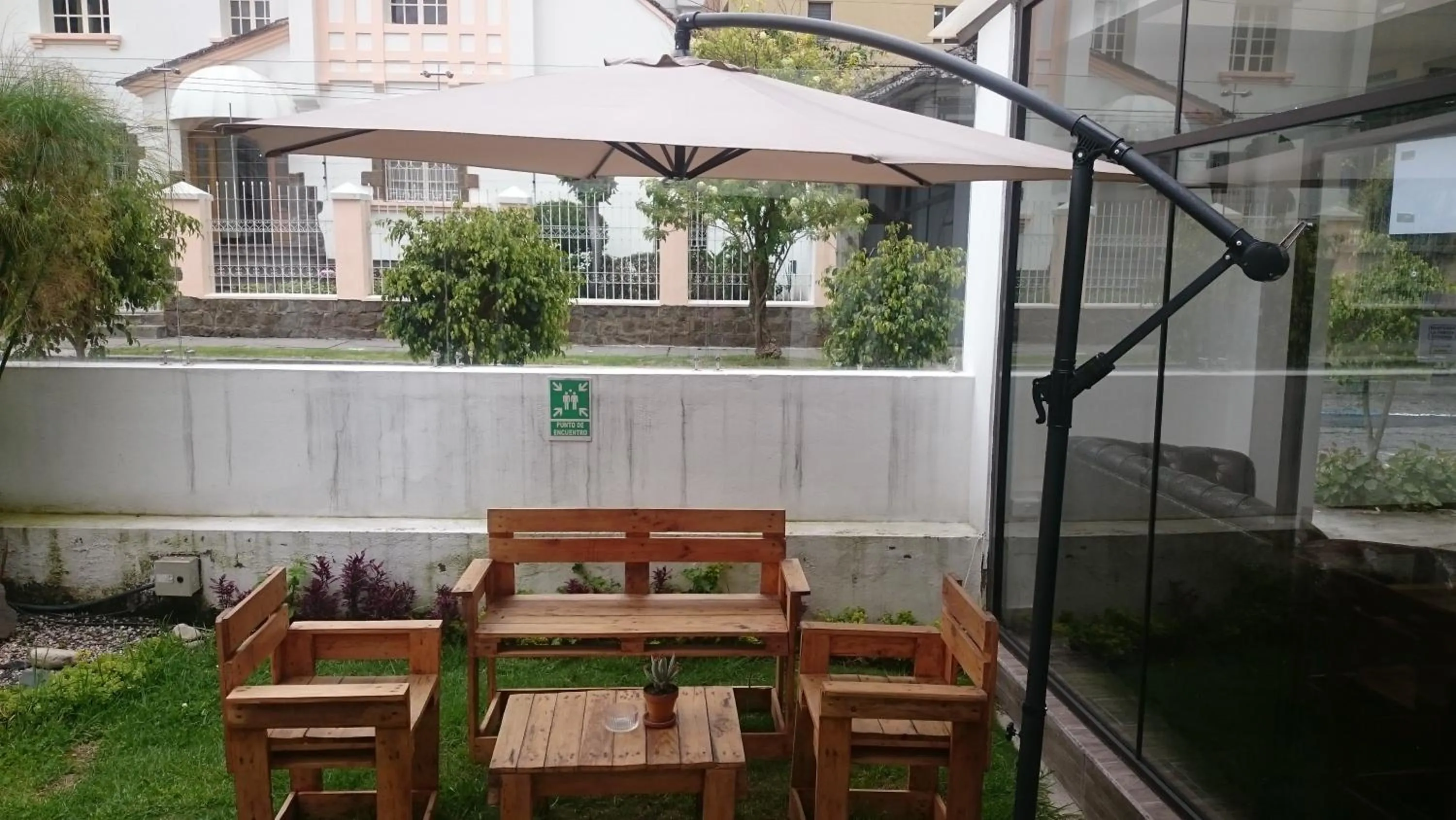 Garden in Hotel + Arte