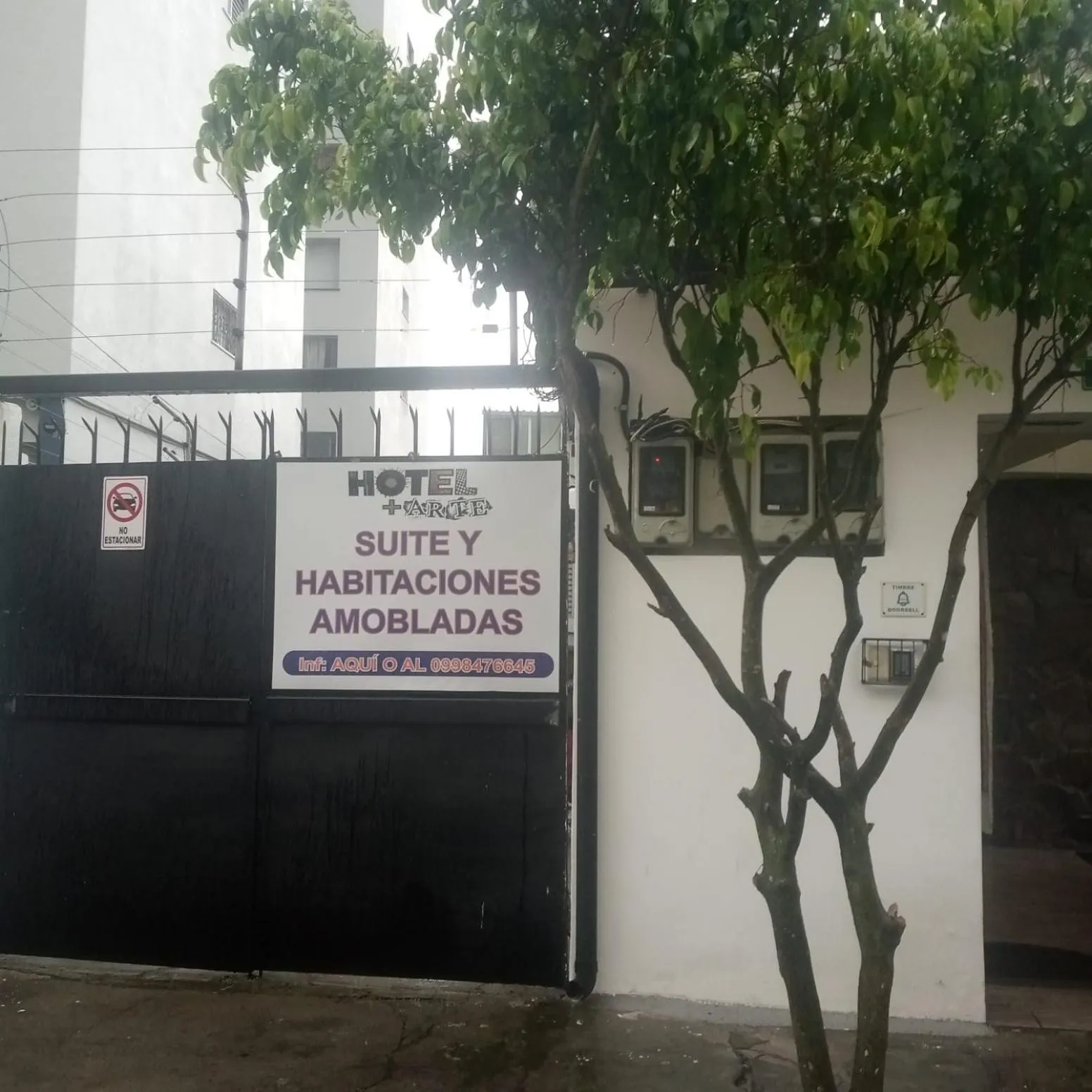 Parking in Hotel + Arte