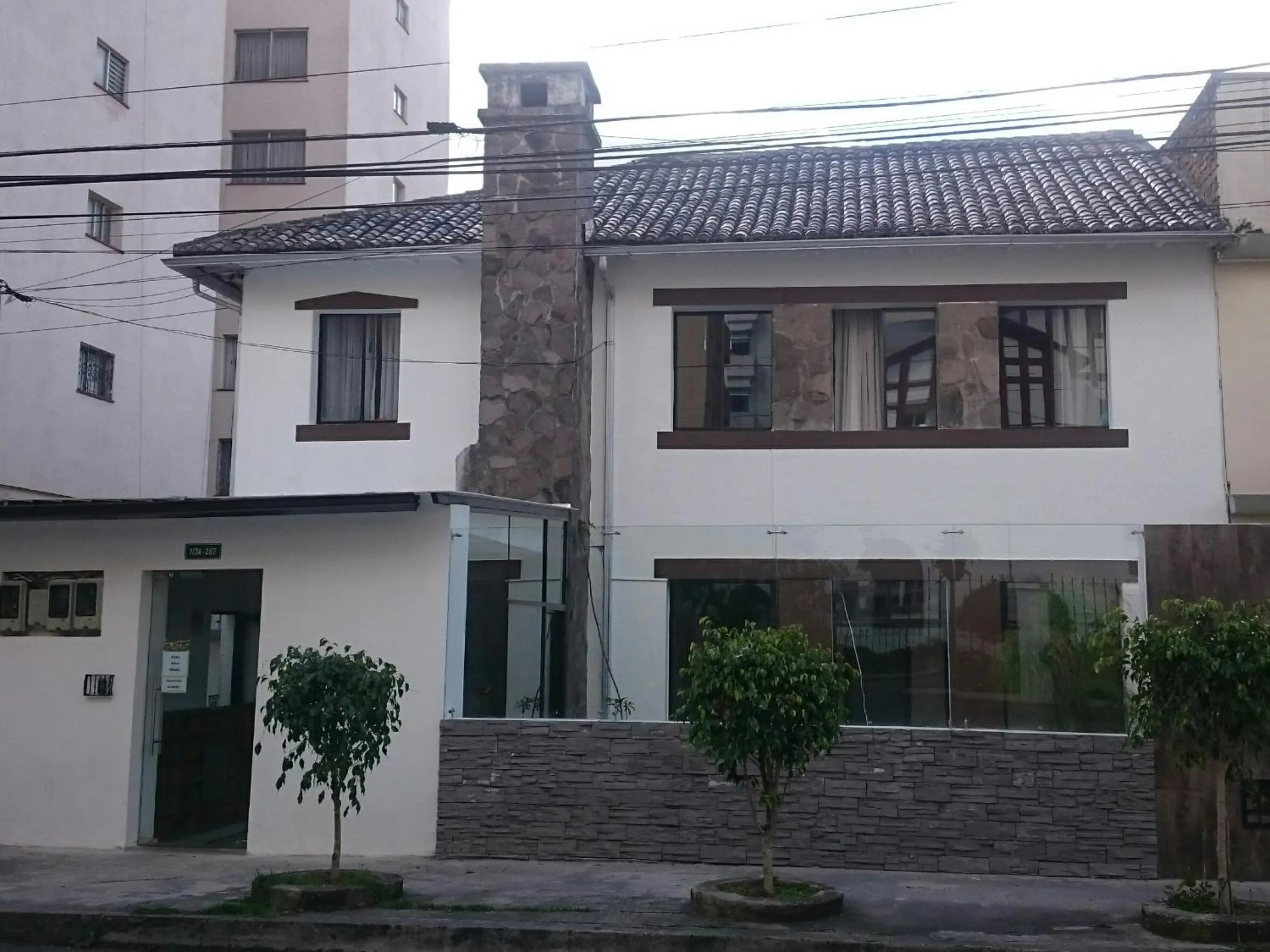 Facade/entrance in Hotel + Arte