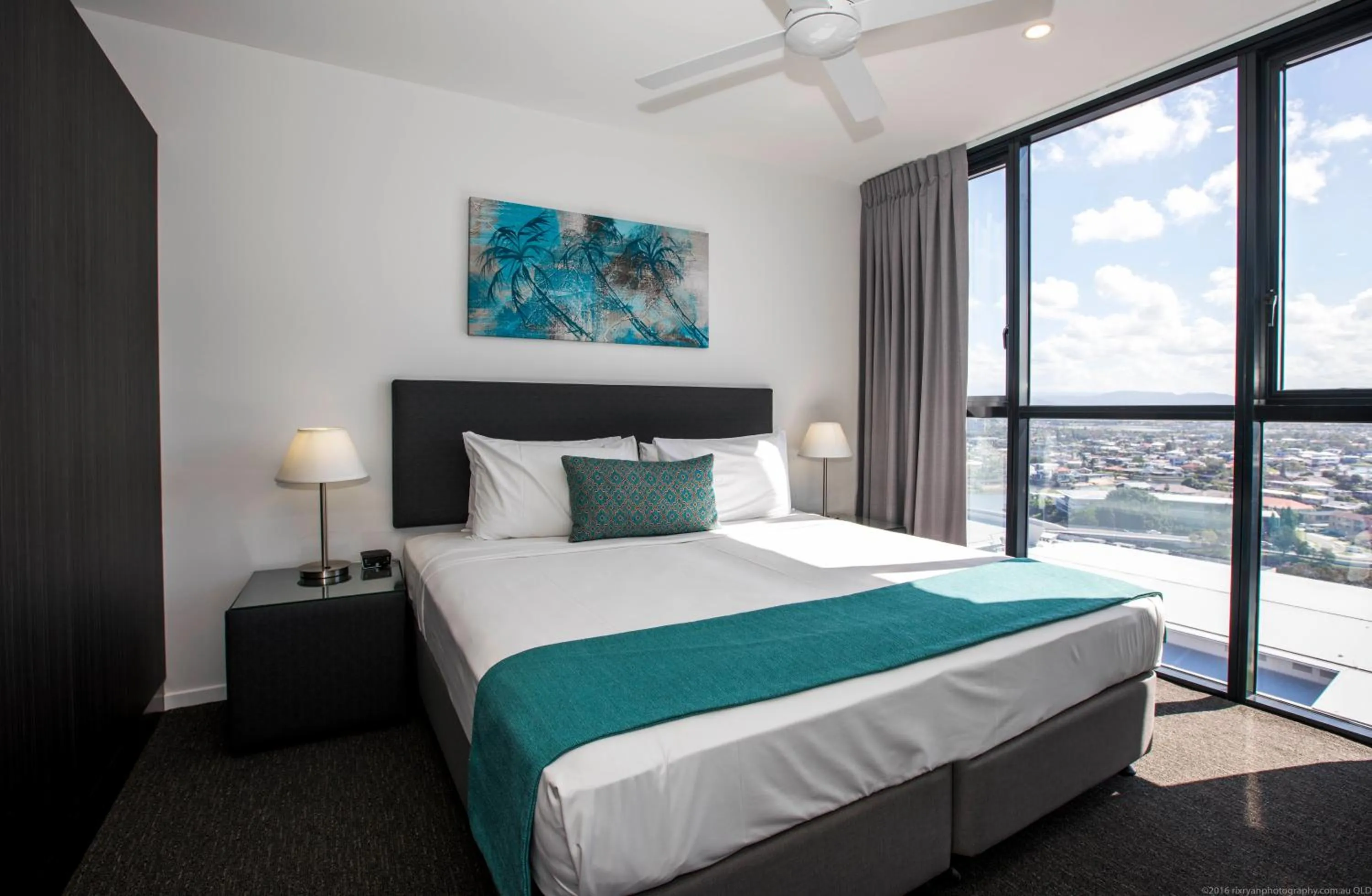 Bed in Synergy Broadbeach - Official