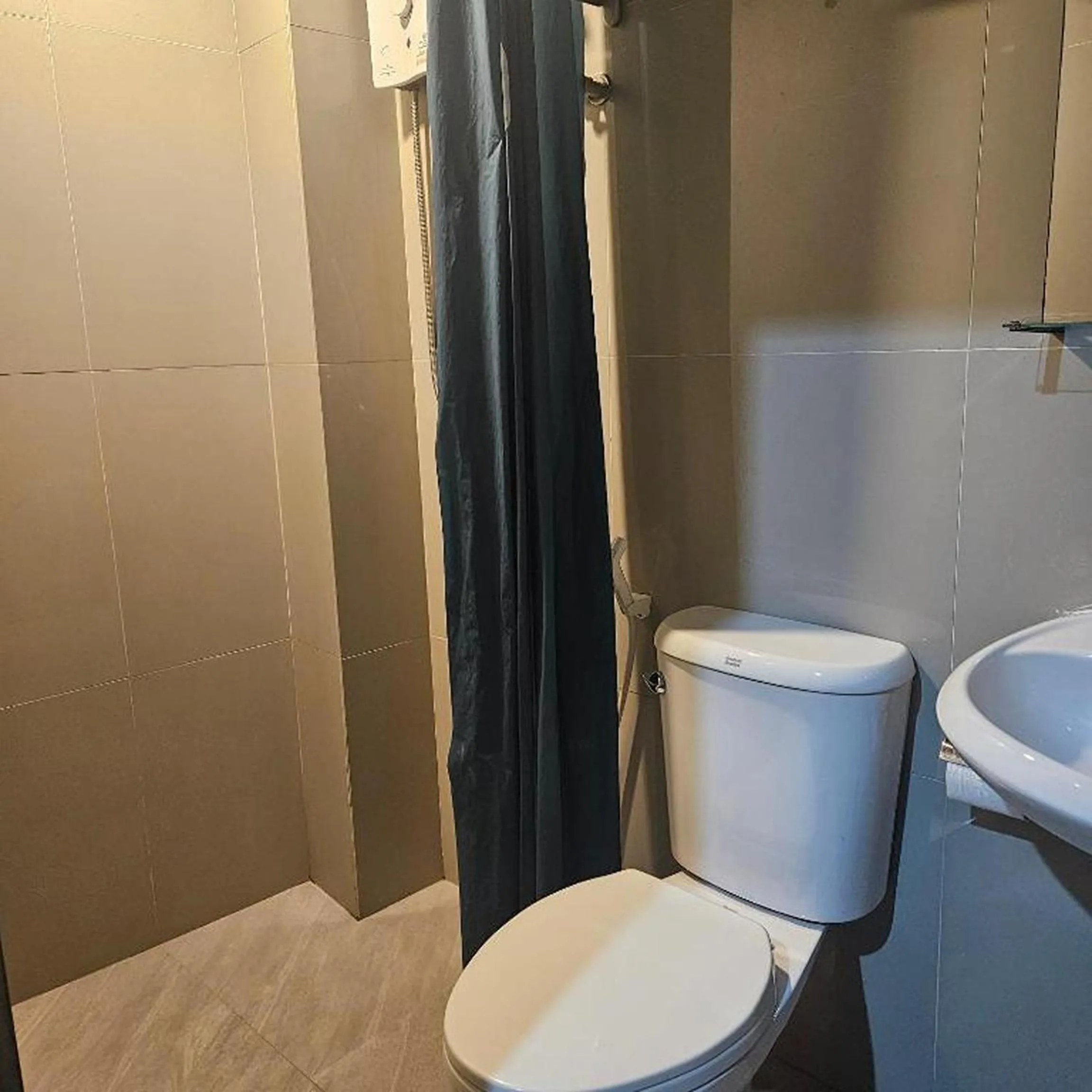 Bathroom in Bed's Friend