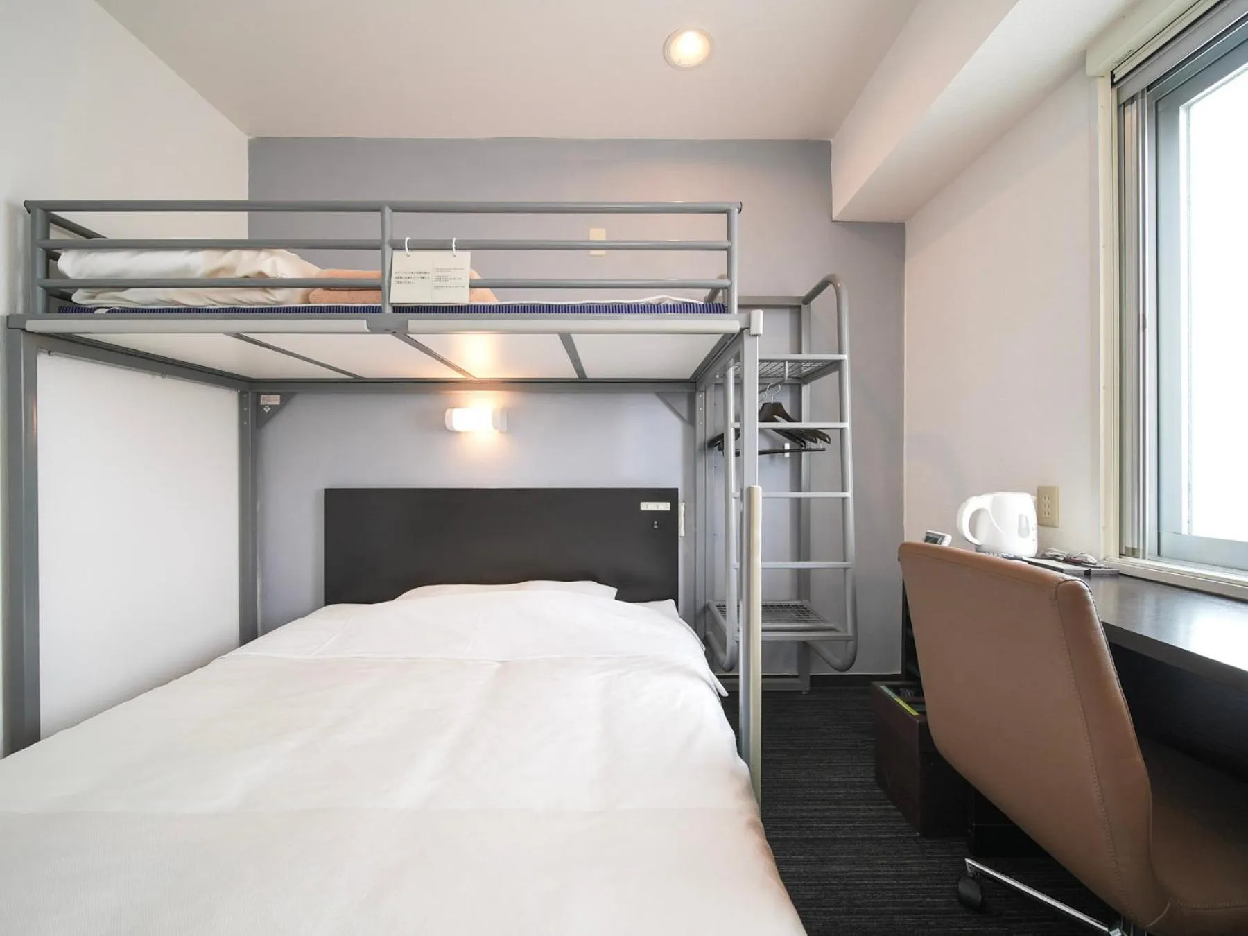 Photo of the whole room, Bed in Super Hotel Okazaki