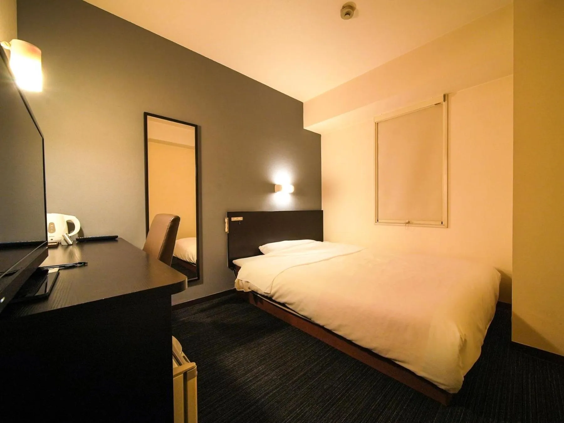 Photo of the whole room, Bed in Super Hotel Okazaki