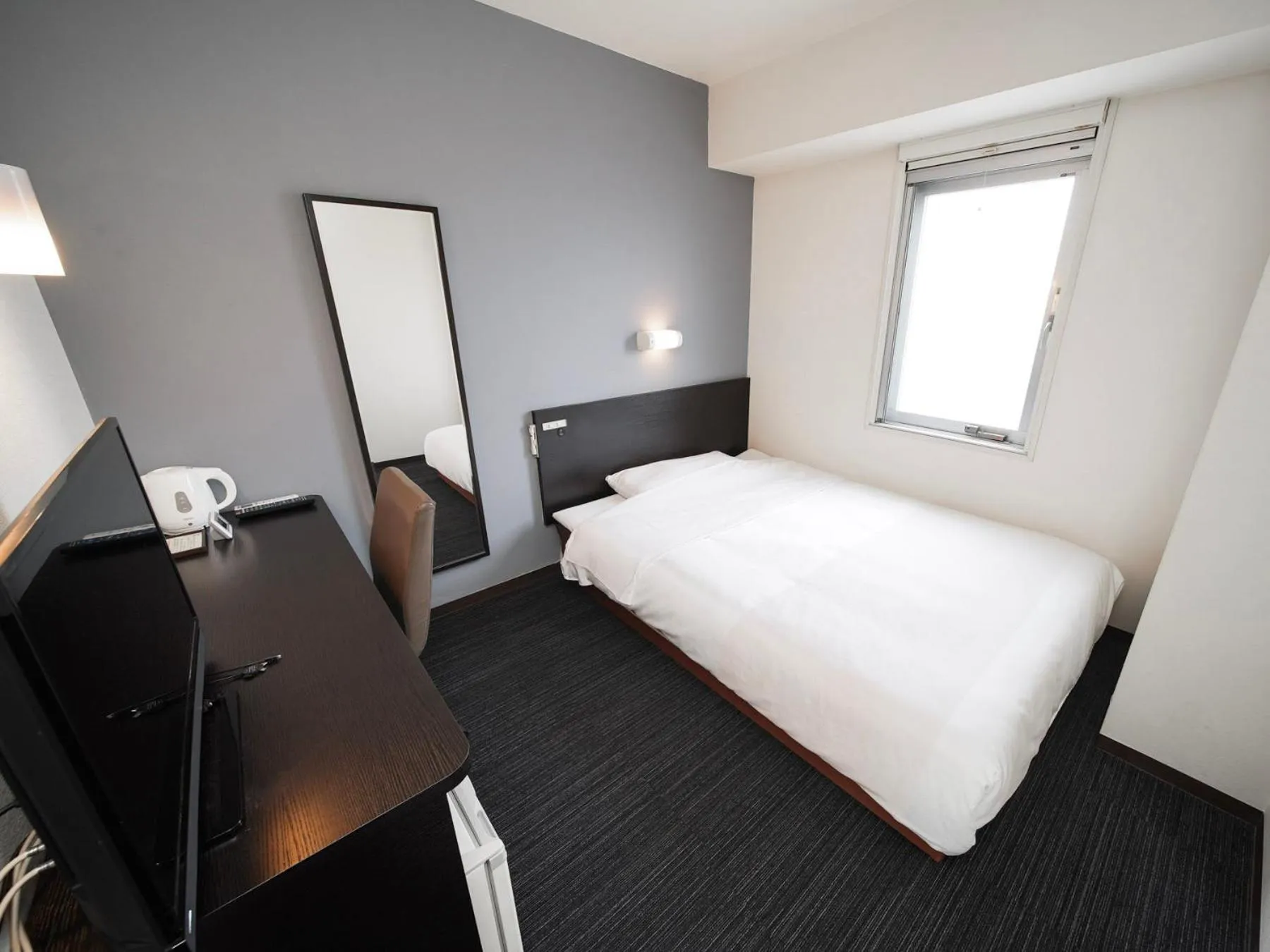 Photo of the whole room, Bed in Super Hotel Okazaki