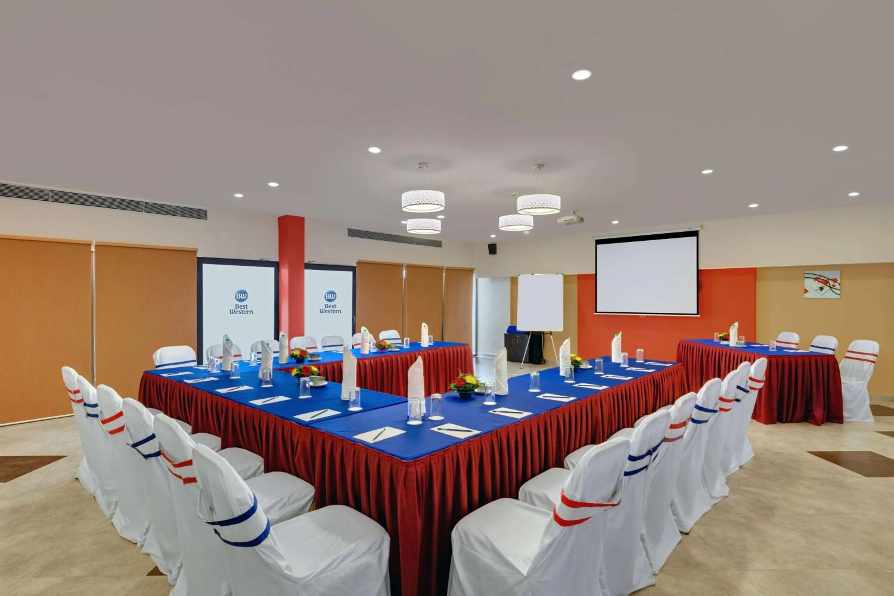 Meeting/conference room in Best Western Alkapuri, Vadodara