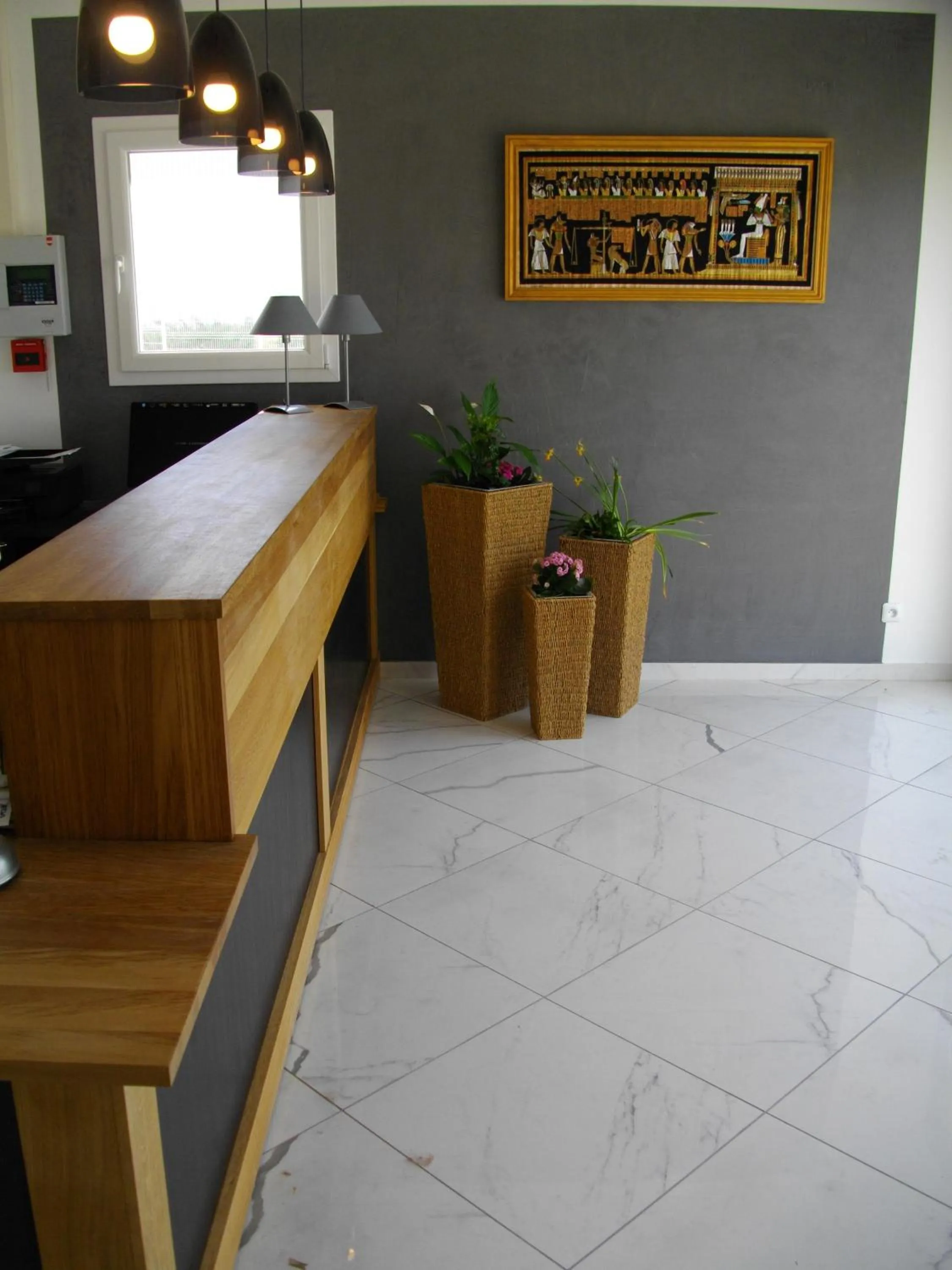 Lobby or reception in Appart'hotel Residella House Room & Kitchen Avignon Le Pontet