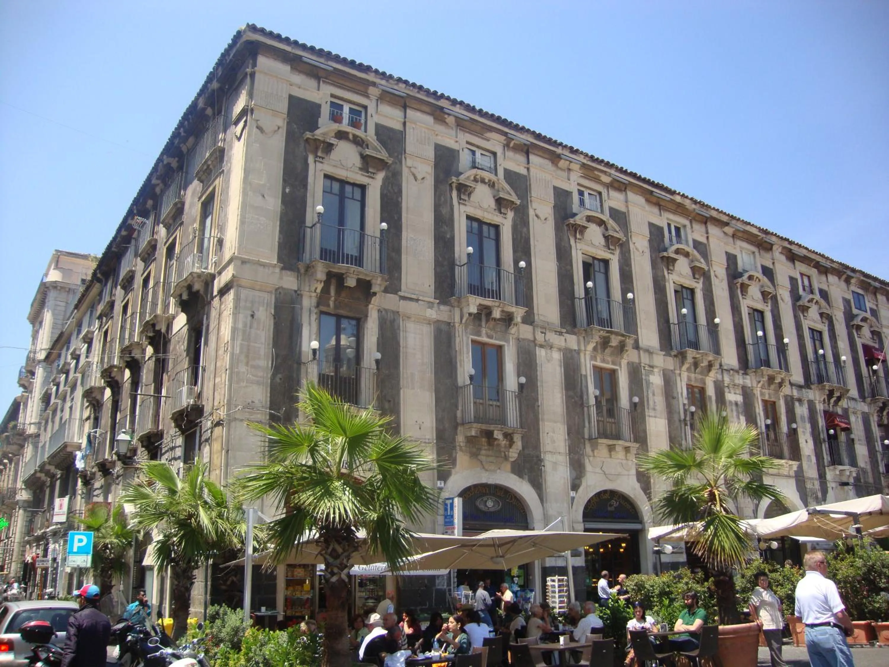 Property building in Tre Stelle al Duomo