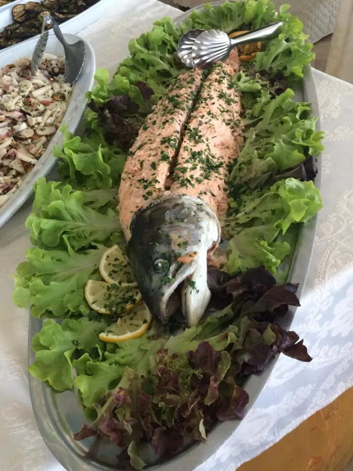 Restaurant/places to eat in Hotel Lady Mary