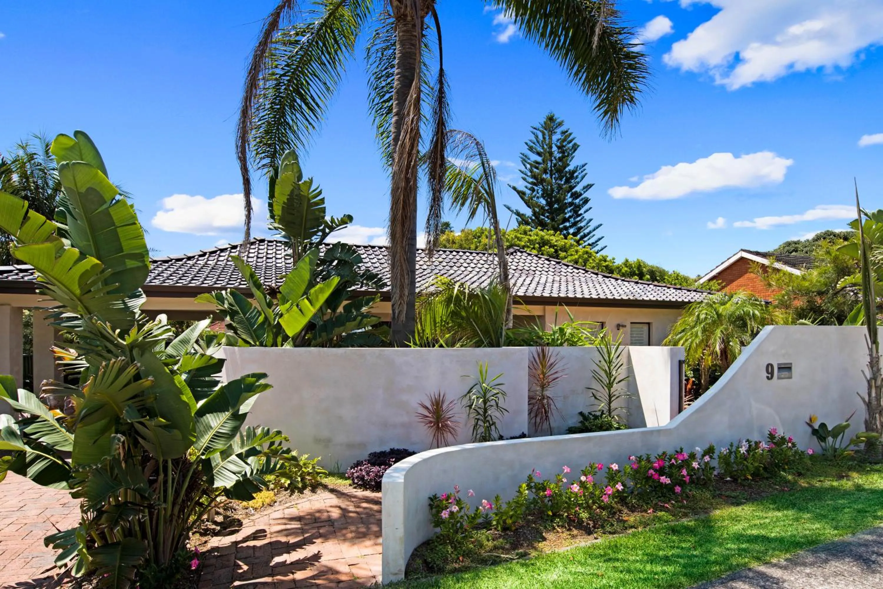 Day in Cronulla Beach House B&B