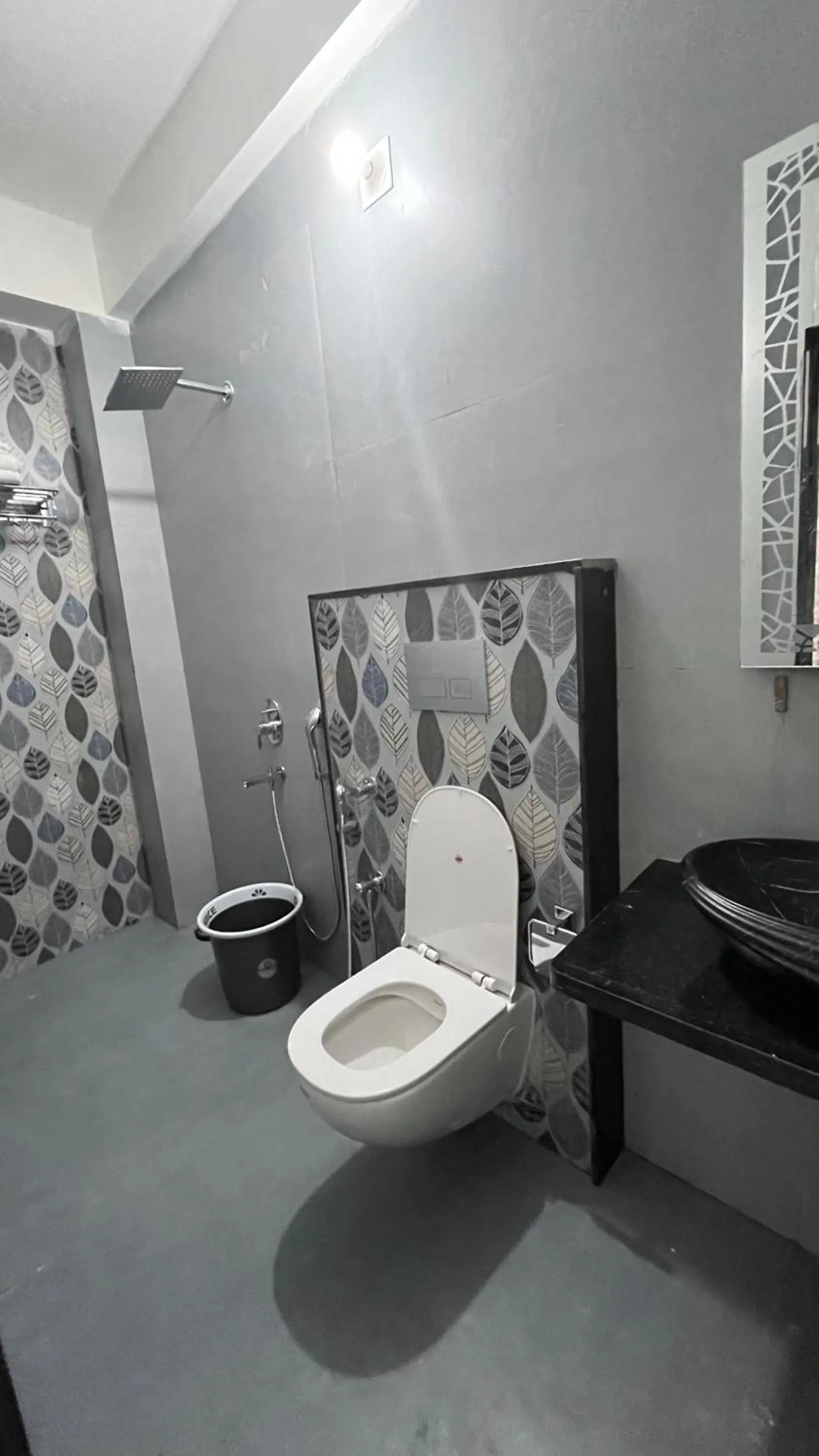 Toilet in Hotel Sunset