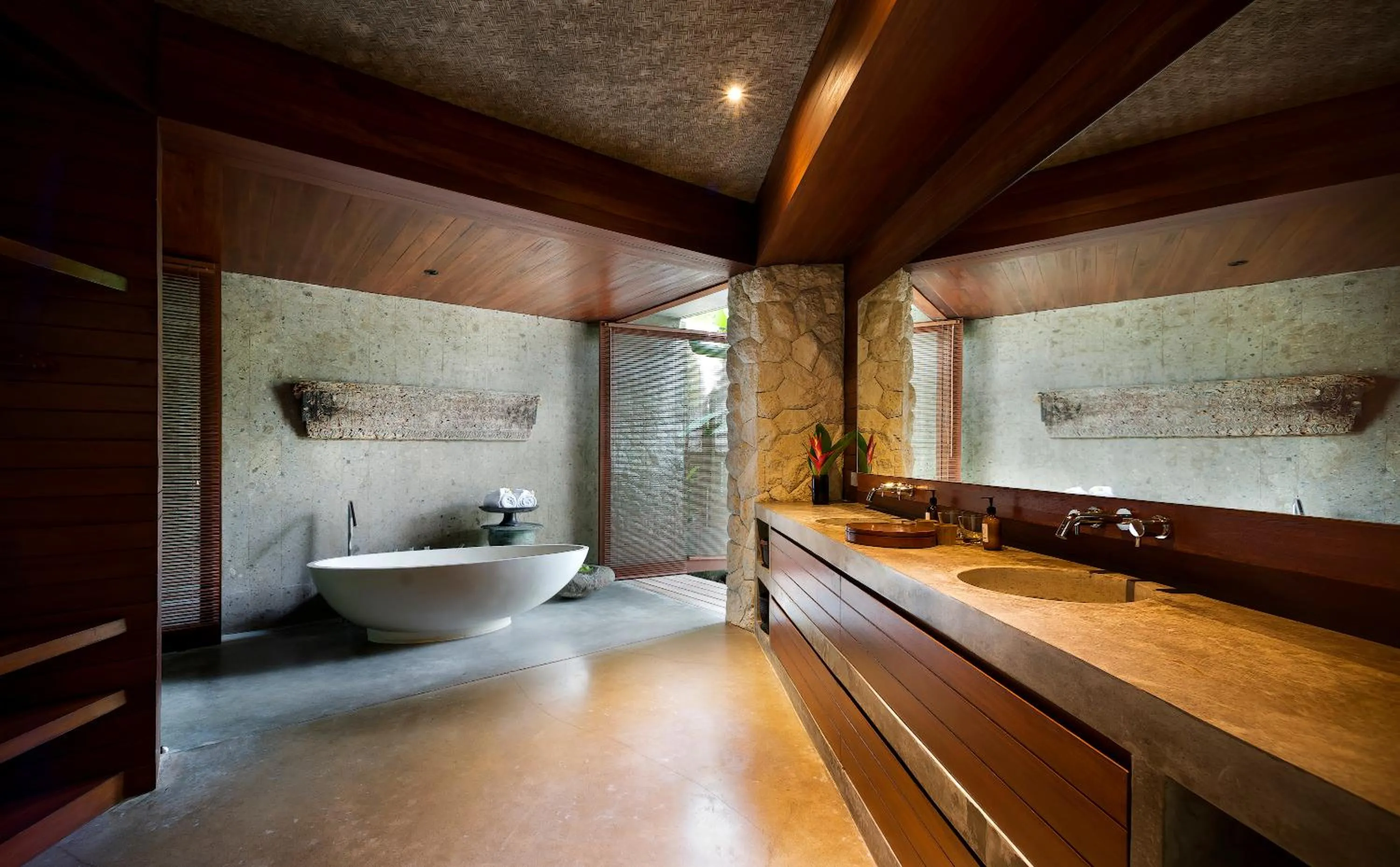 Shower in Planta Boutique Resort