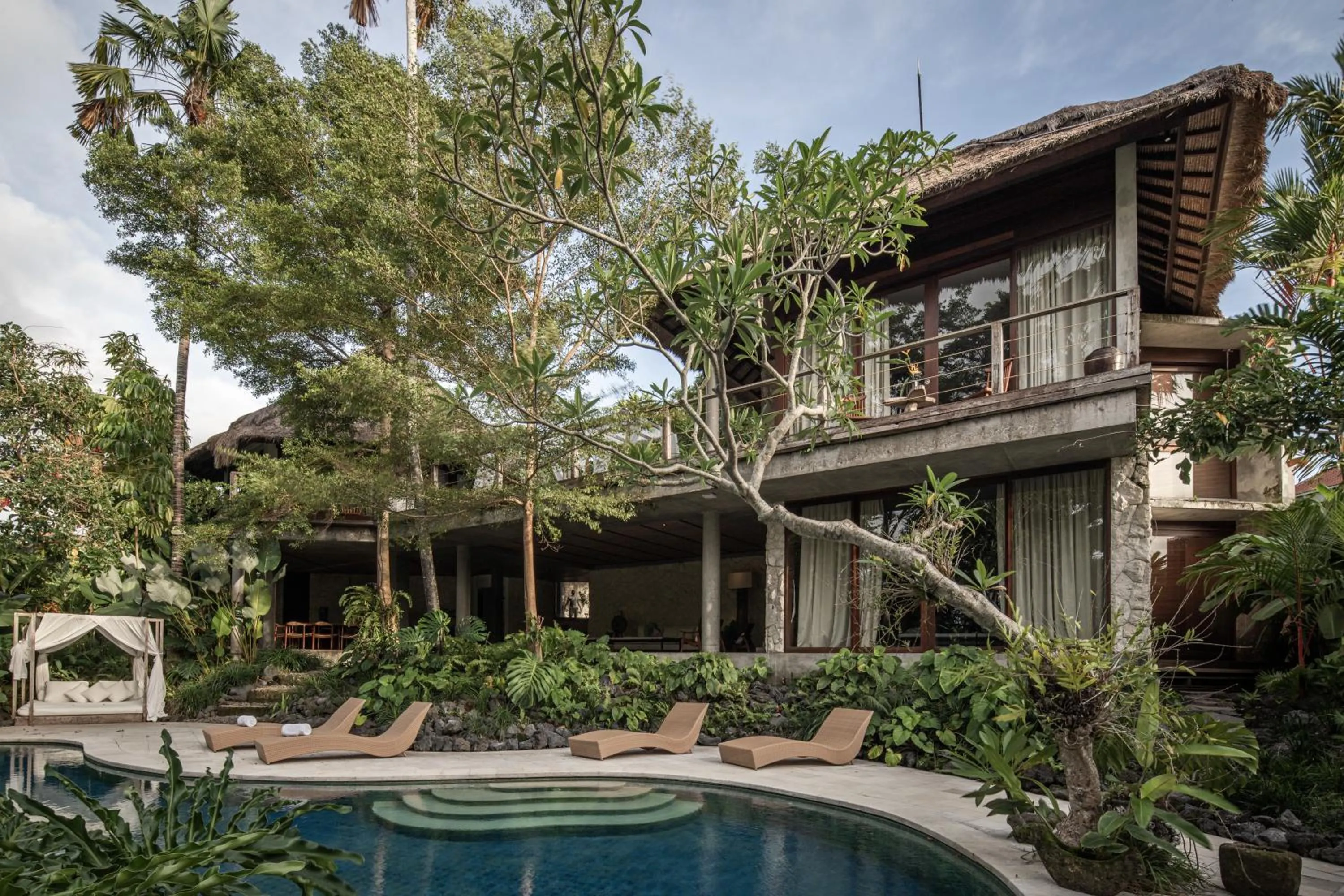 Swimming pool in Planta Boutique Resort