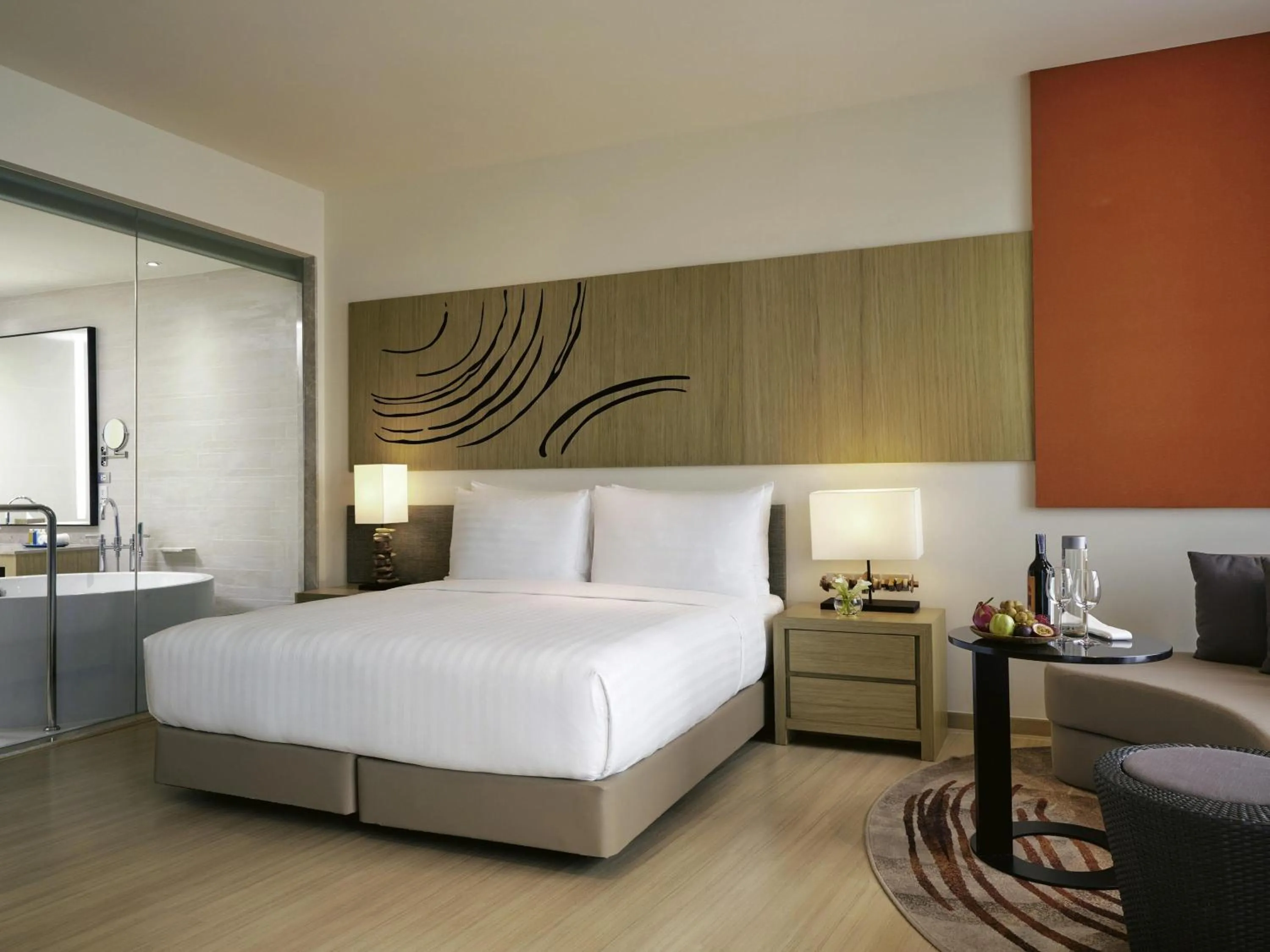 Bedroom, Bed in Mövenpick Siam Hotel Na Jomtien Pattaya