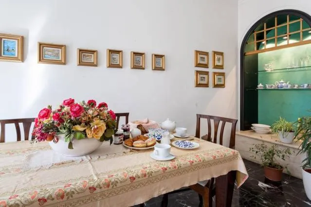 Property building in Da Claudia