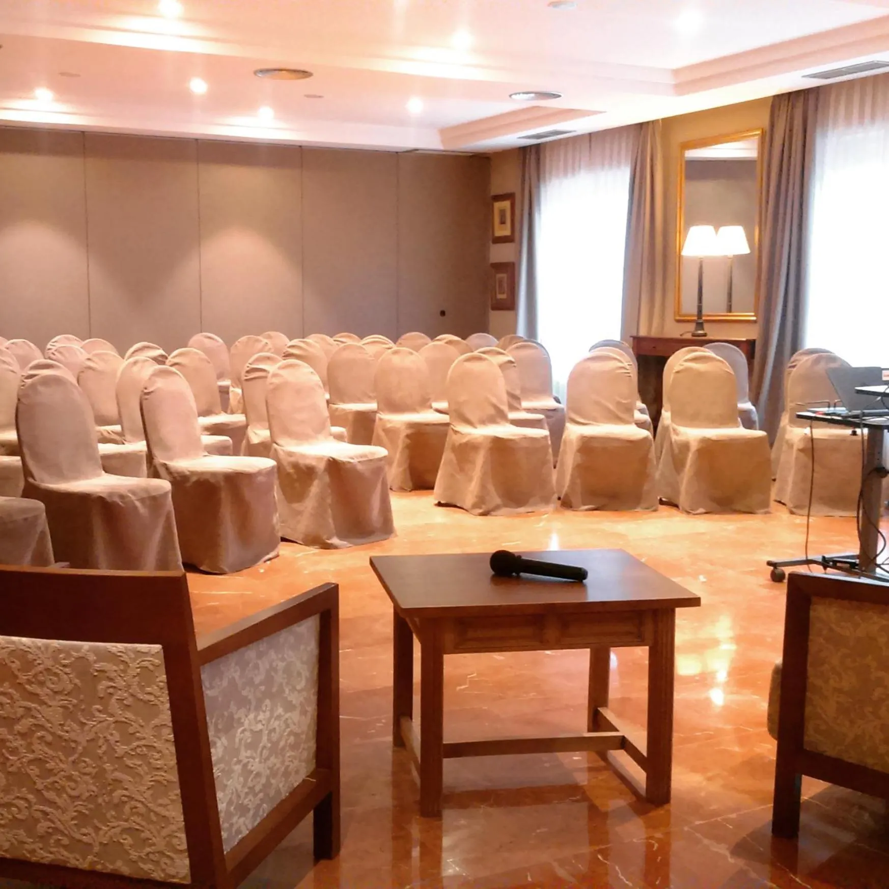 Meeting/conference room in Parador de Alcañiz