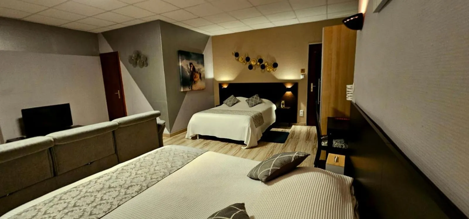 Bed in Mei Hôtel-Restaurant