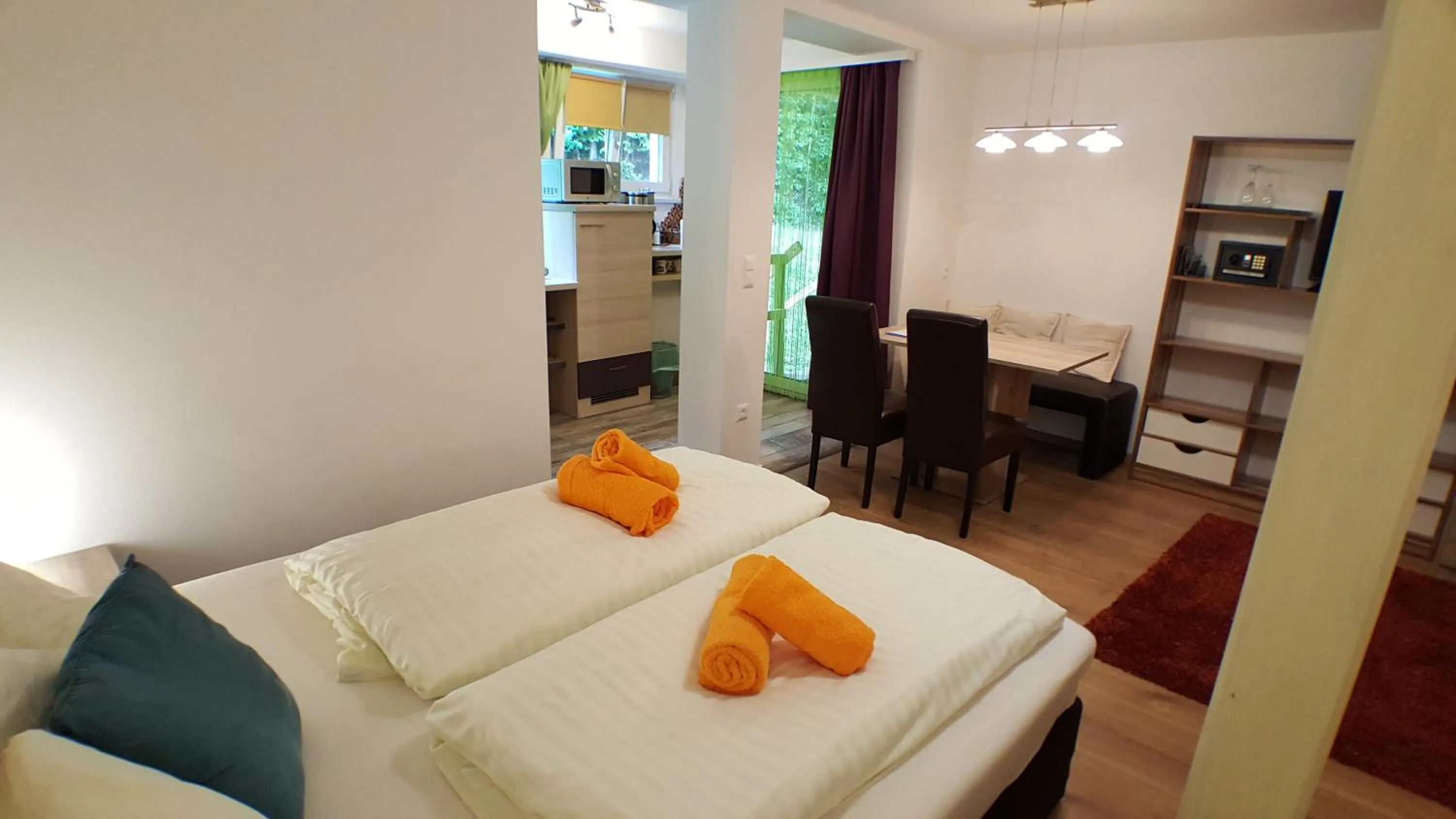 Bed in Gasthof Klug zum Ehrensepp