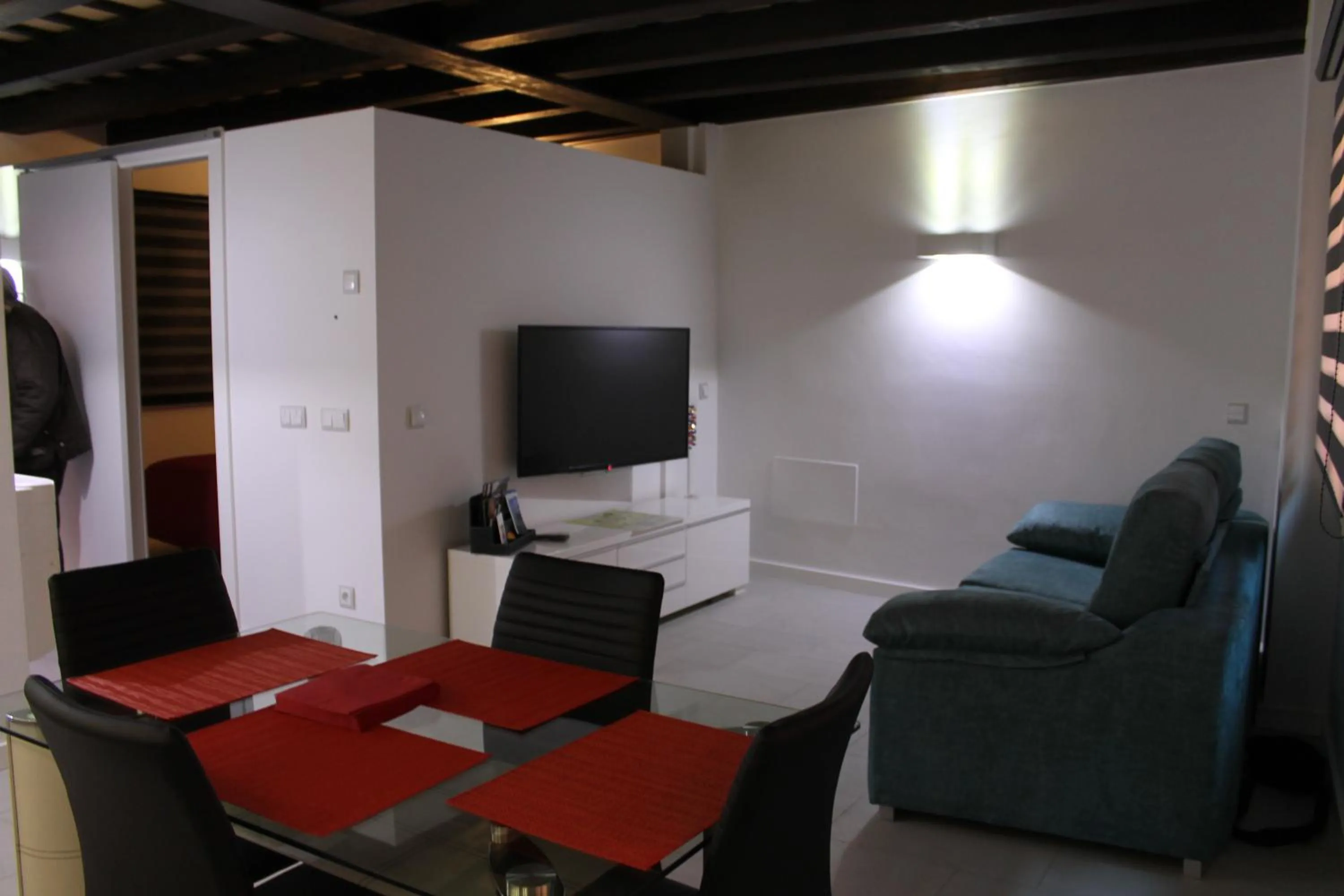 Property building in Apartaments y Habitacions Entre Volcans