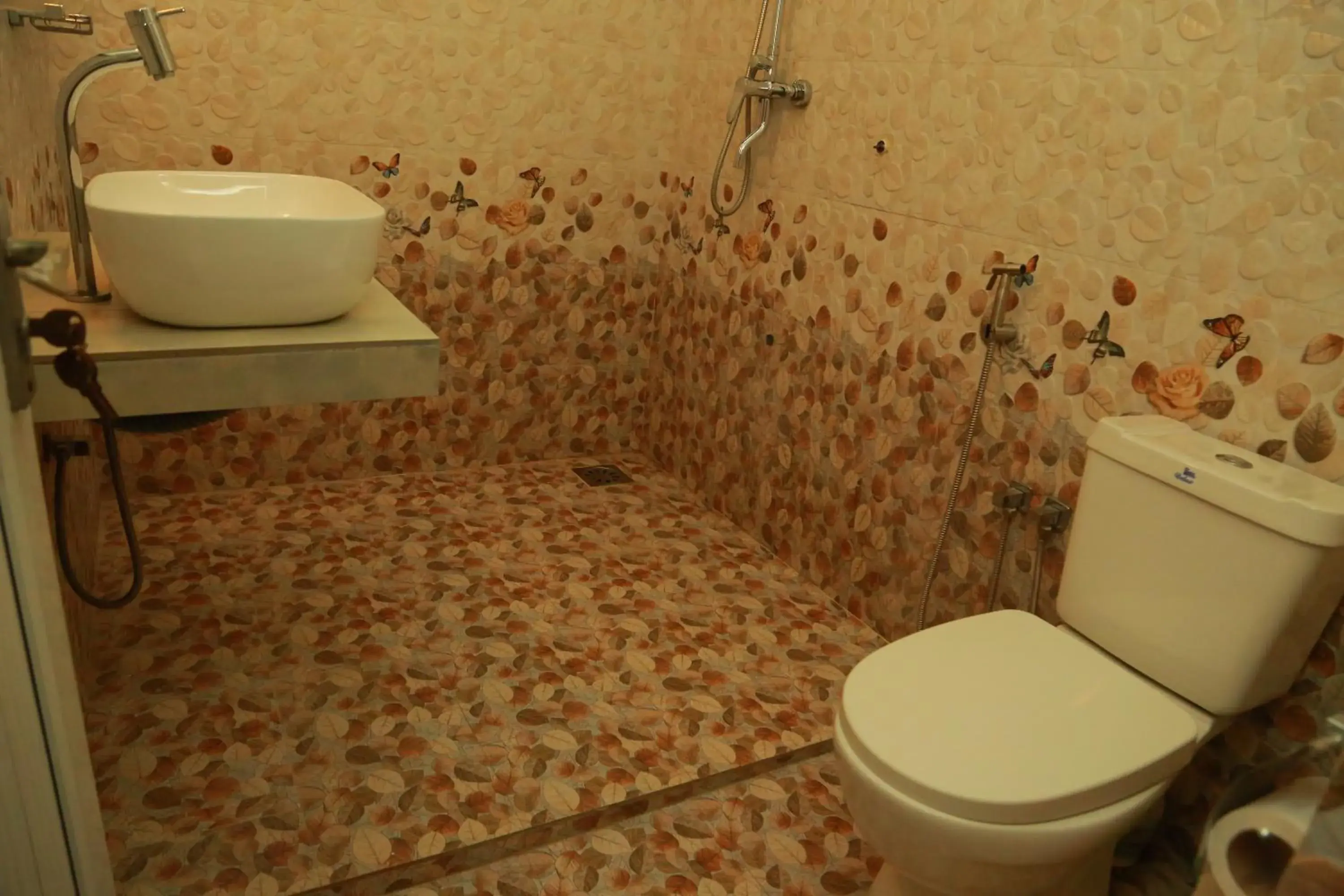 Budget Double Room with Fan in Midigama Holiday Inn Budget Double Room with Fan in Midigama Holiday Inn