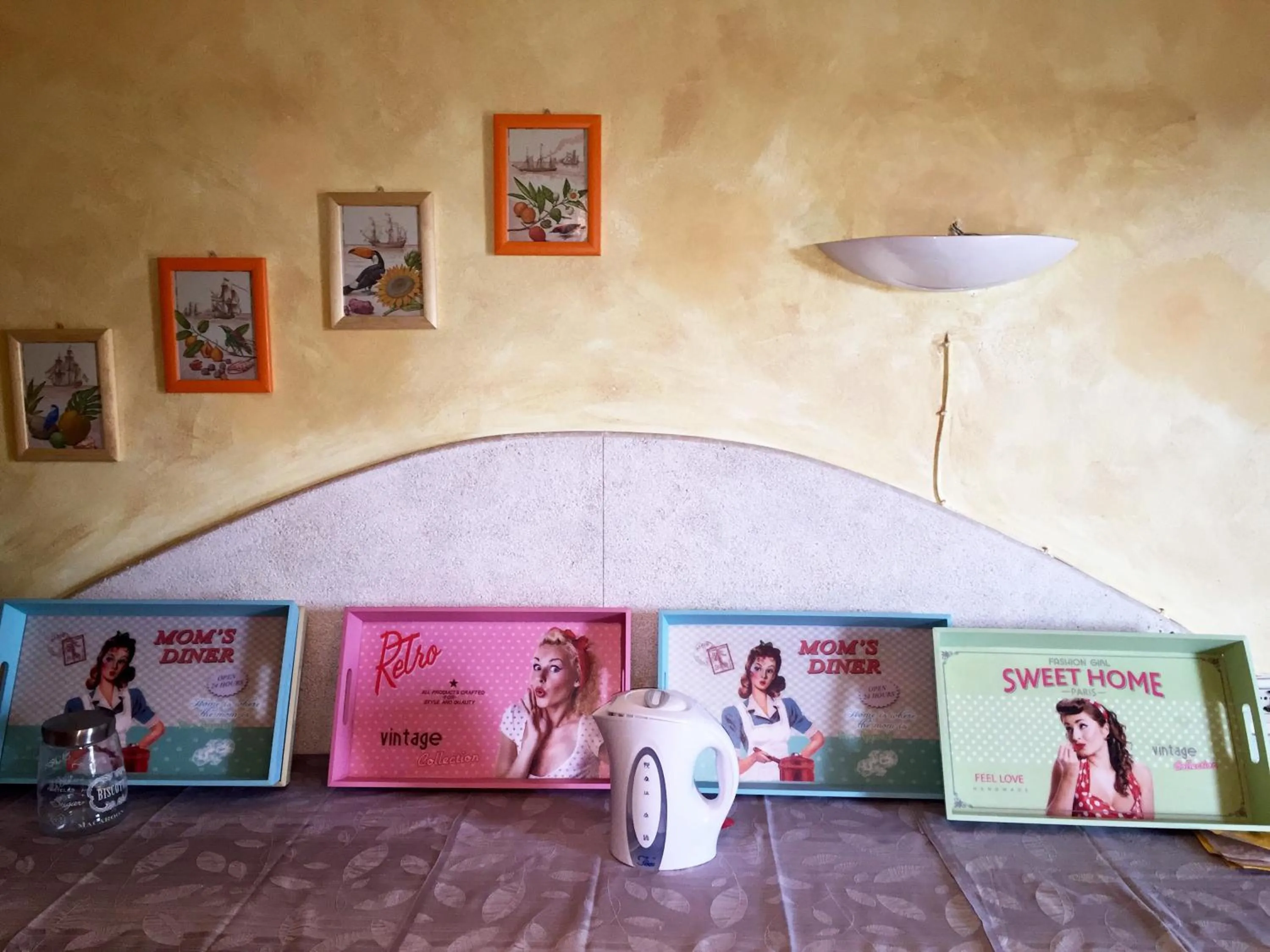 Communal lounge/ TV room in B&B 8380 Saturnia Terme