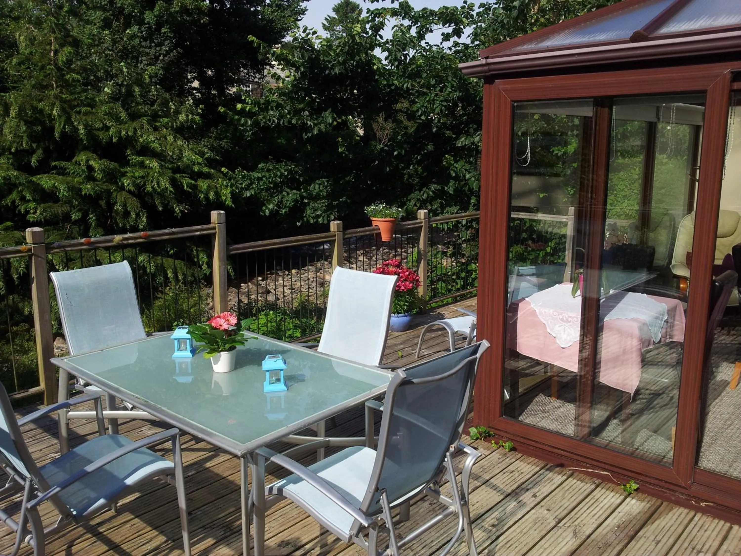 Balcony/Terrace in Kingfisher Cottage