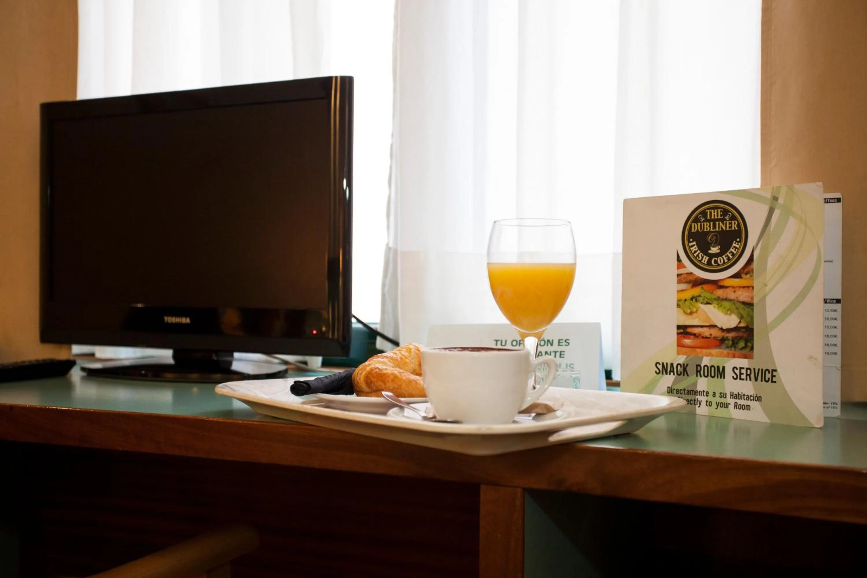 Breakfast in Hotel Jardín de Aranjuez