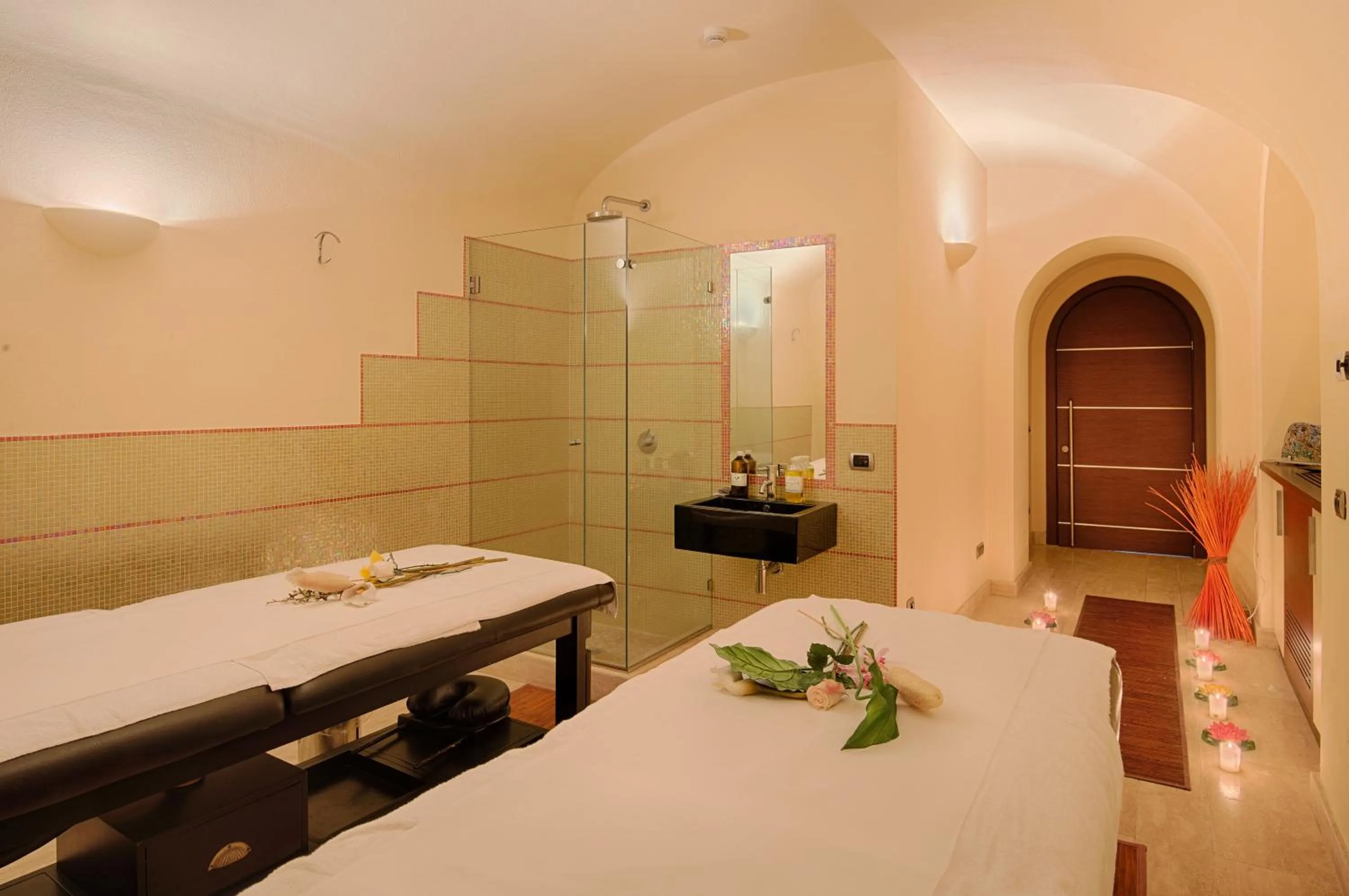 Spa and wellness centre/facilities, Bed in Grand Hotel Palazzo Livorno MGallery Collection