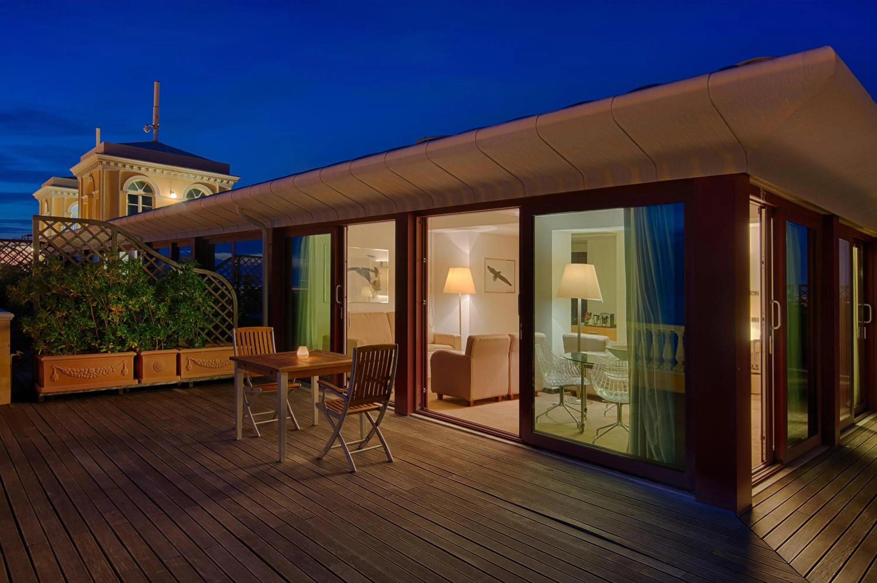 Night in Grand Hotel Palazzo Livorno MGallery Collection