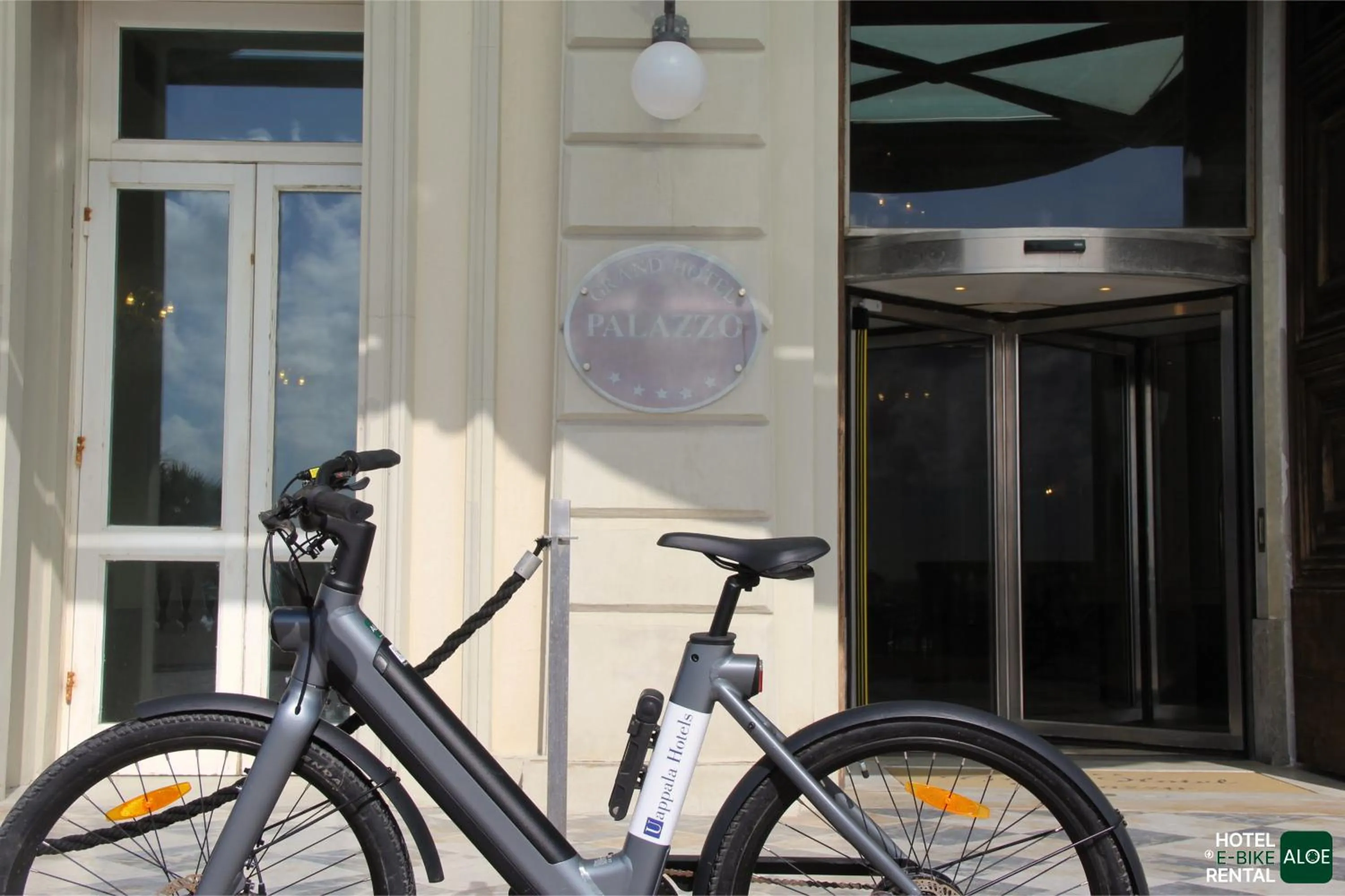 Area and facilities, Biking in Grand Hotel Palazzo Livorno MGallery Collection